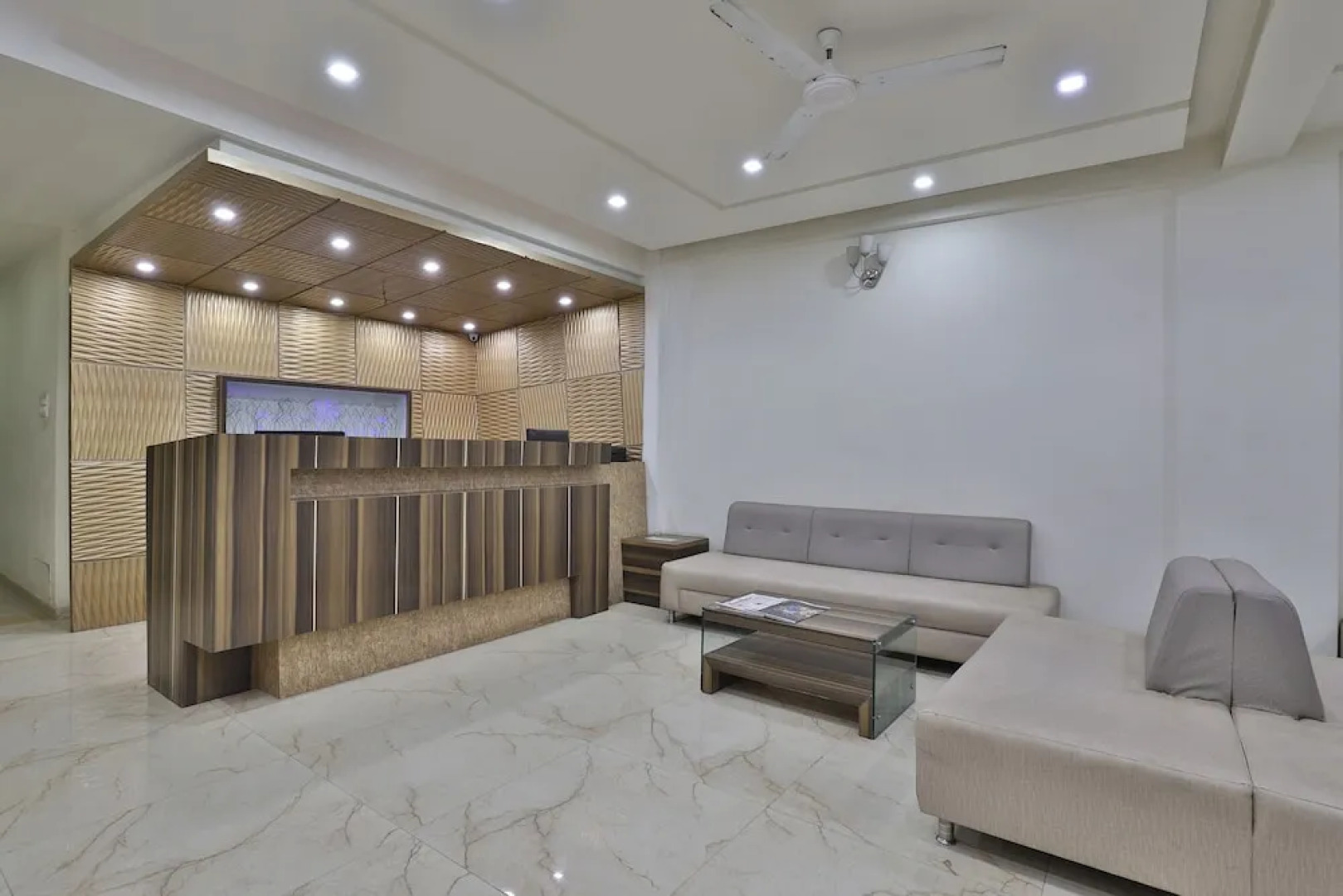 OYO 41737 Hotel Atithi