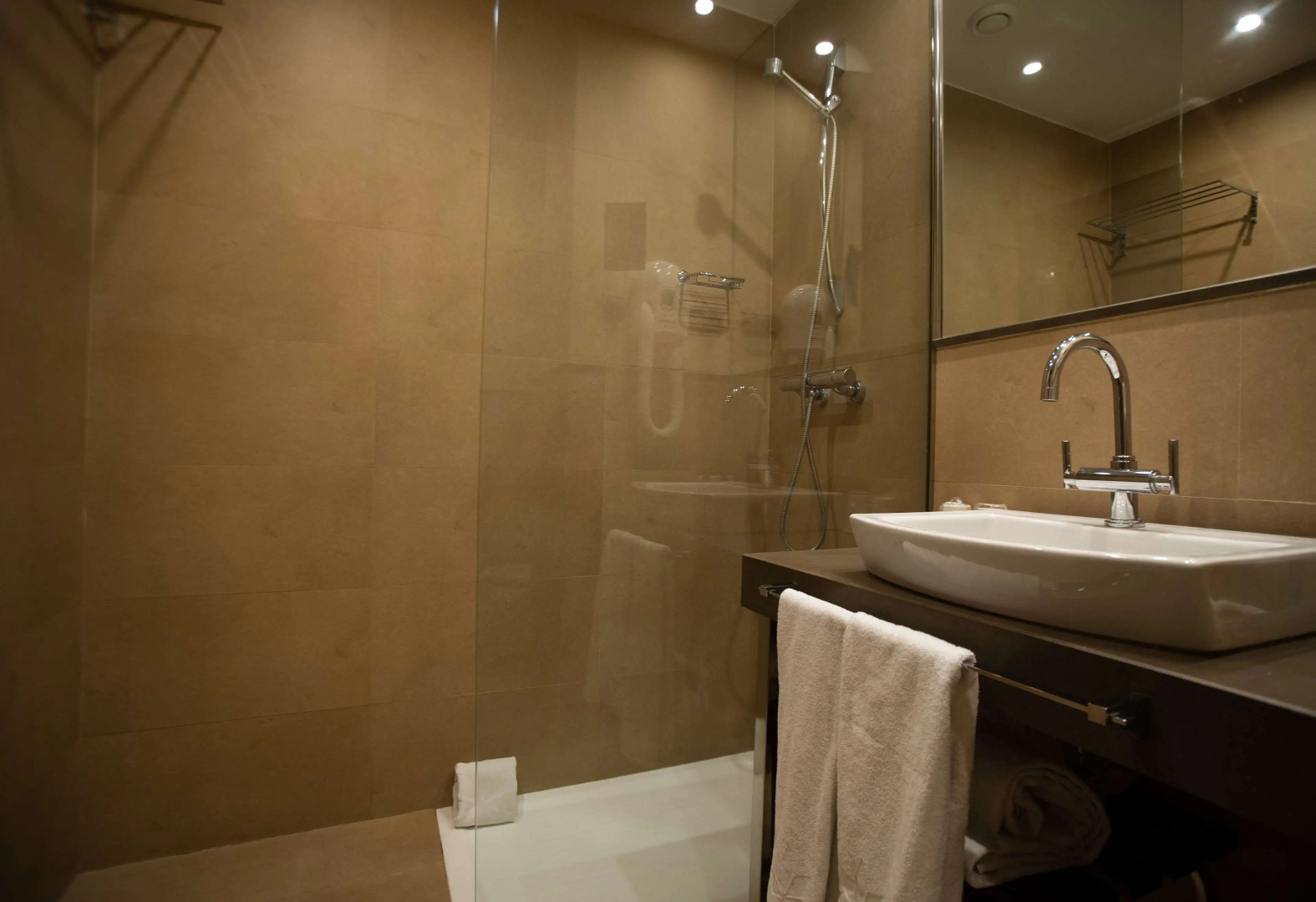 AZZ Asturias Langrehotel & Spa