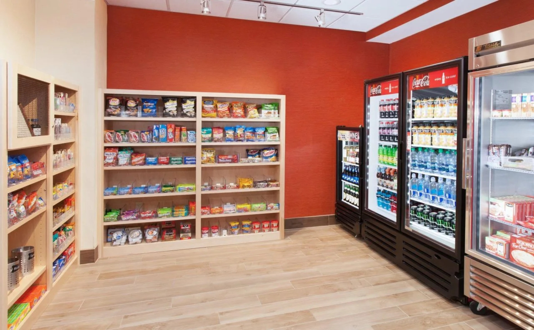 Holiday Inn Express & Suites Sandusky by IHG