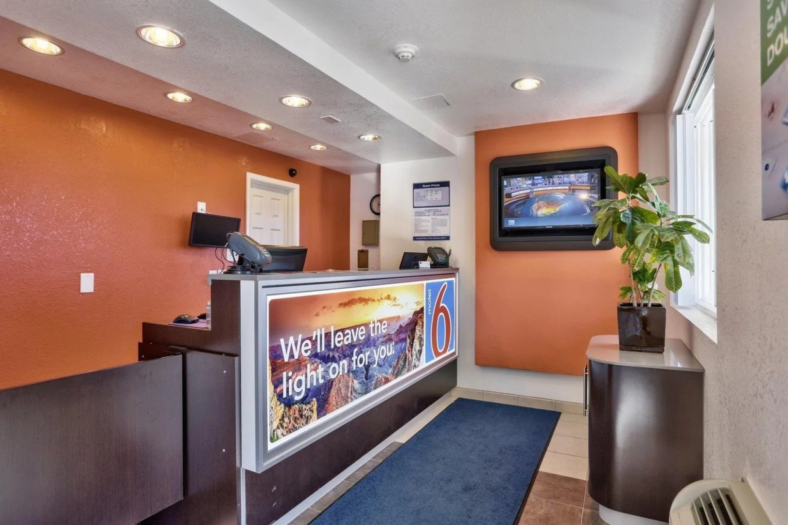 Motel 6 Flagstaff East - Lucky Lane