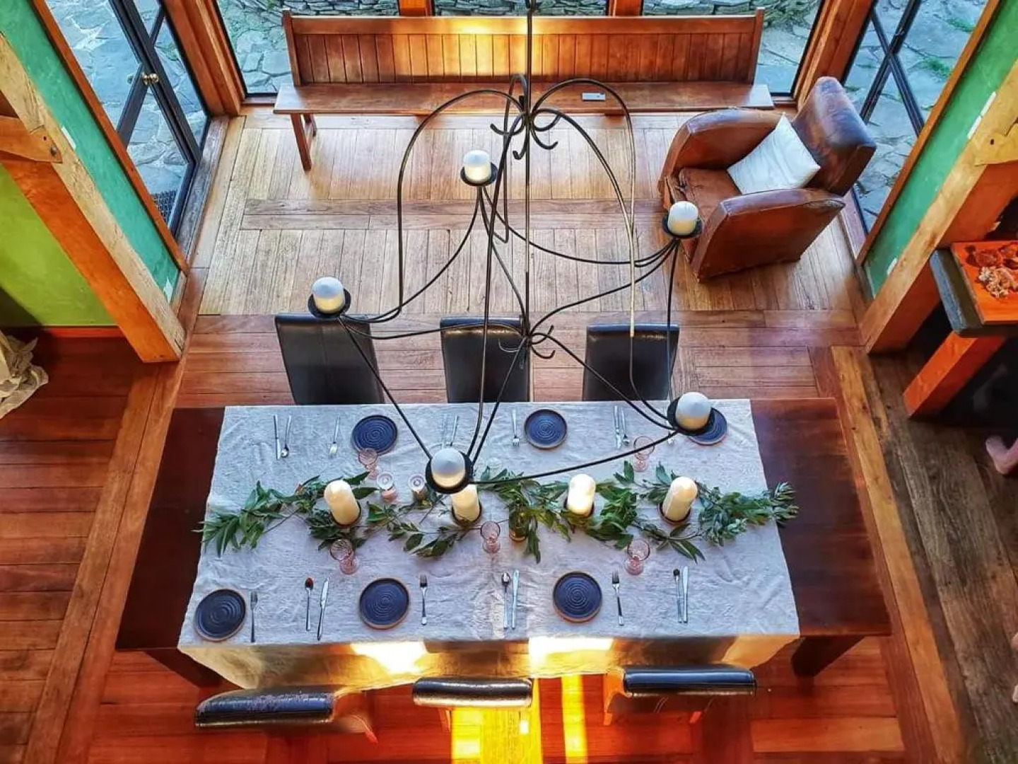 The House With No Nails