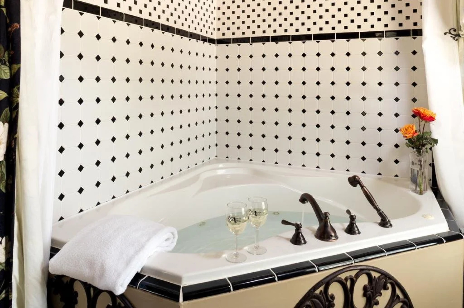 The Aerie Bed and Breakfast