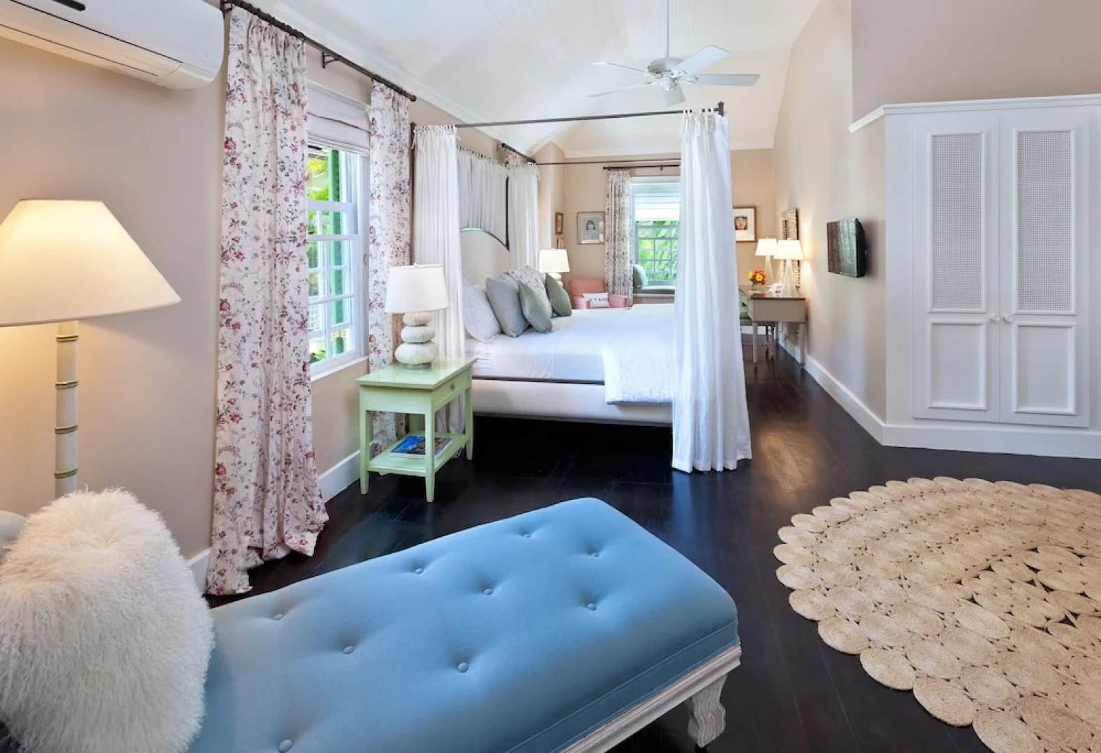 Leamington House by Altman