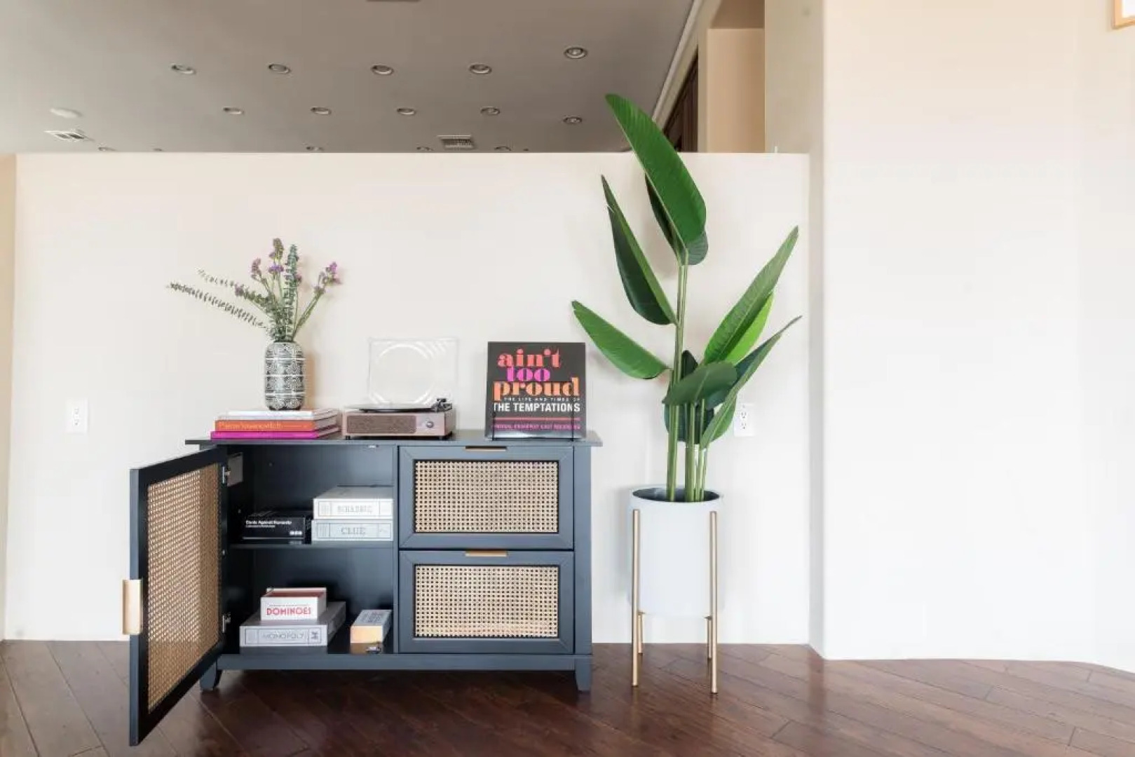 Sunbeam by Avantstay Elegant, Private Desert Home w/ Infinity Pool, Spa & View