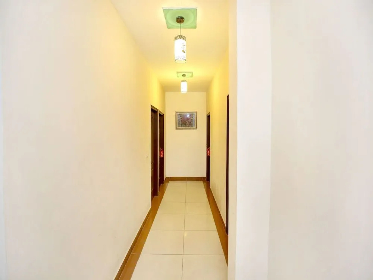 OYO 1357 Hotel Seemaz