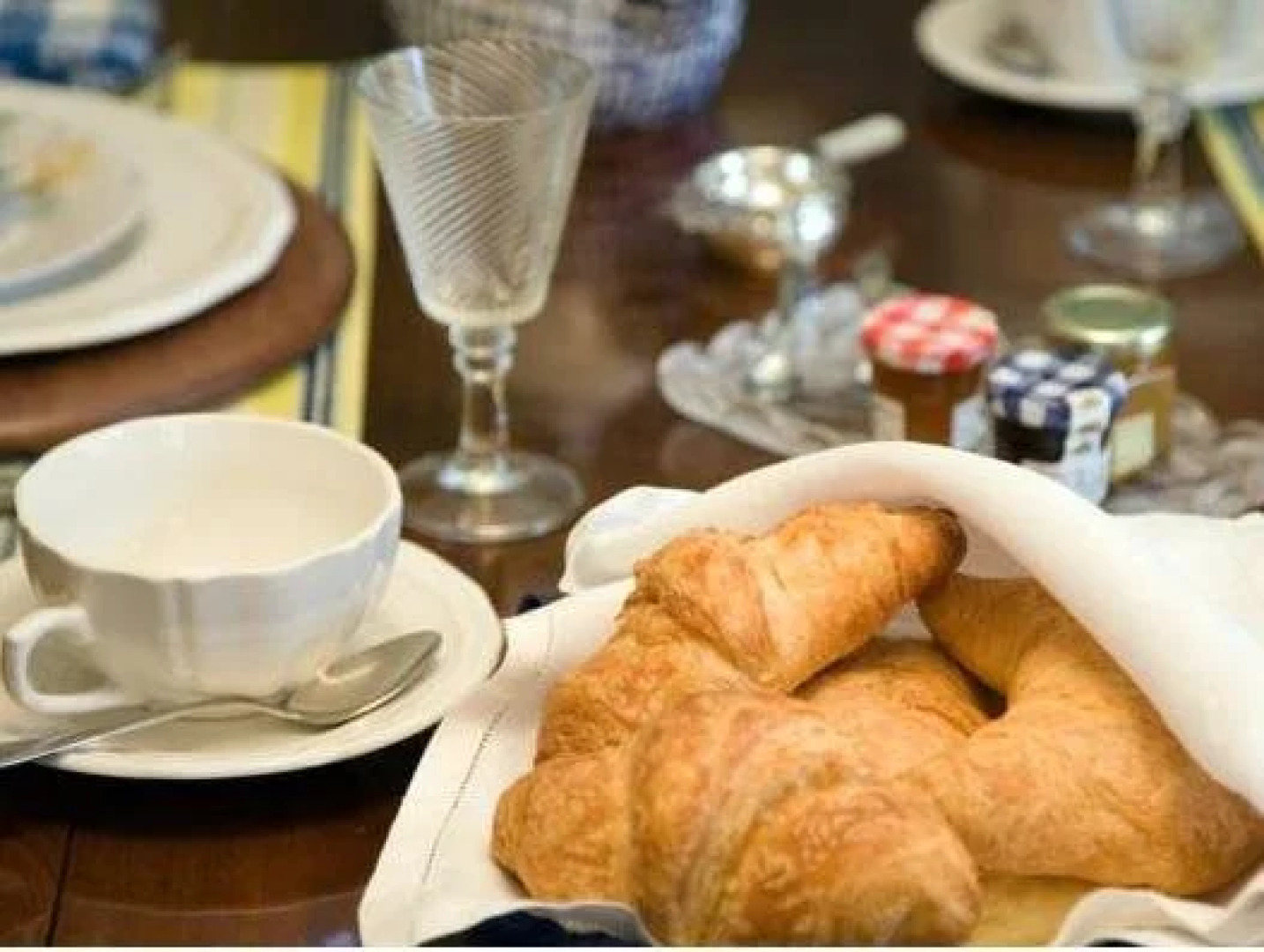 The Caversham House Bed & Breakfast