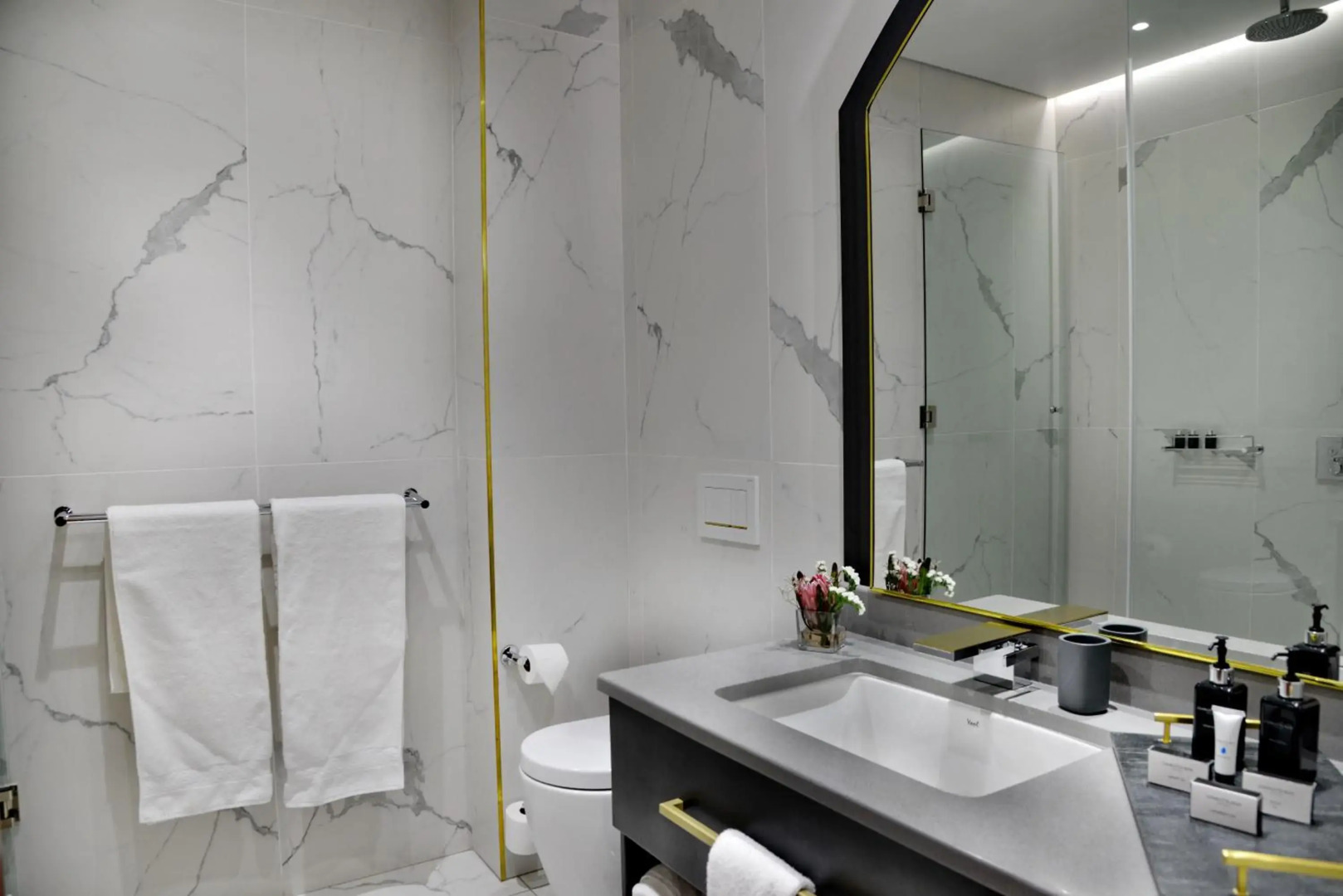 Apogee Boutique Hotel & Spa