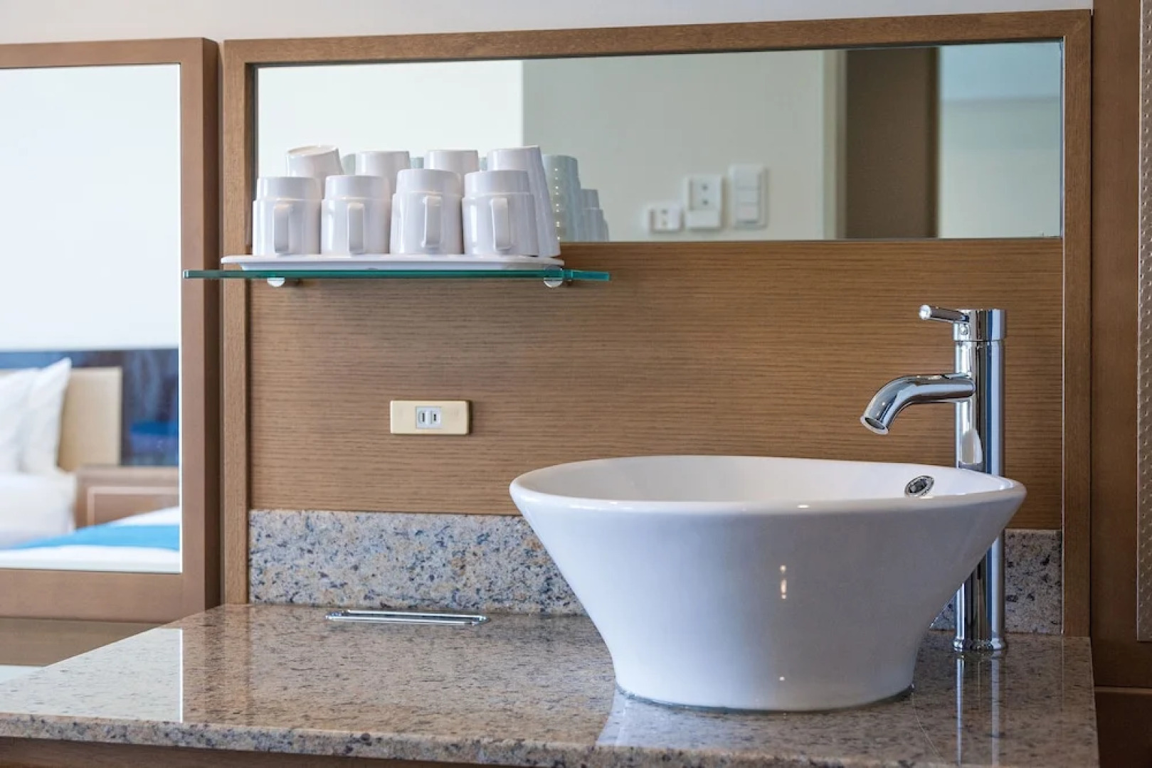 Kariyushi LCH Resort