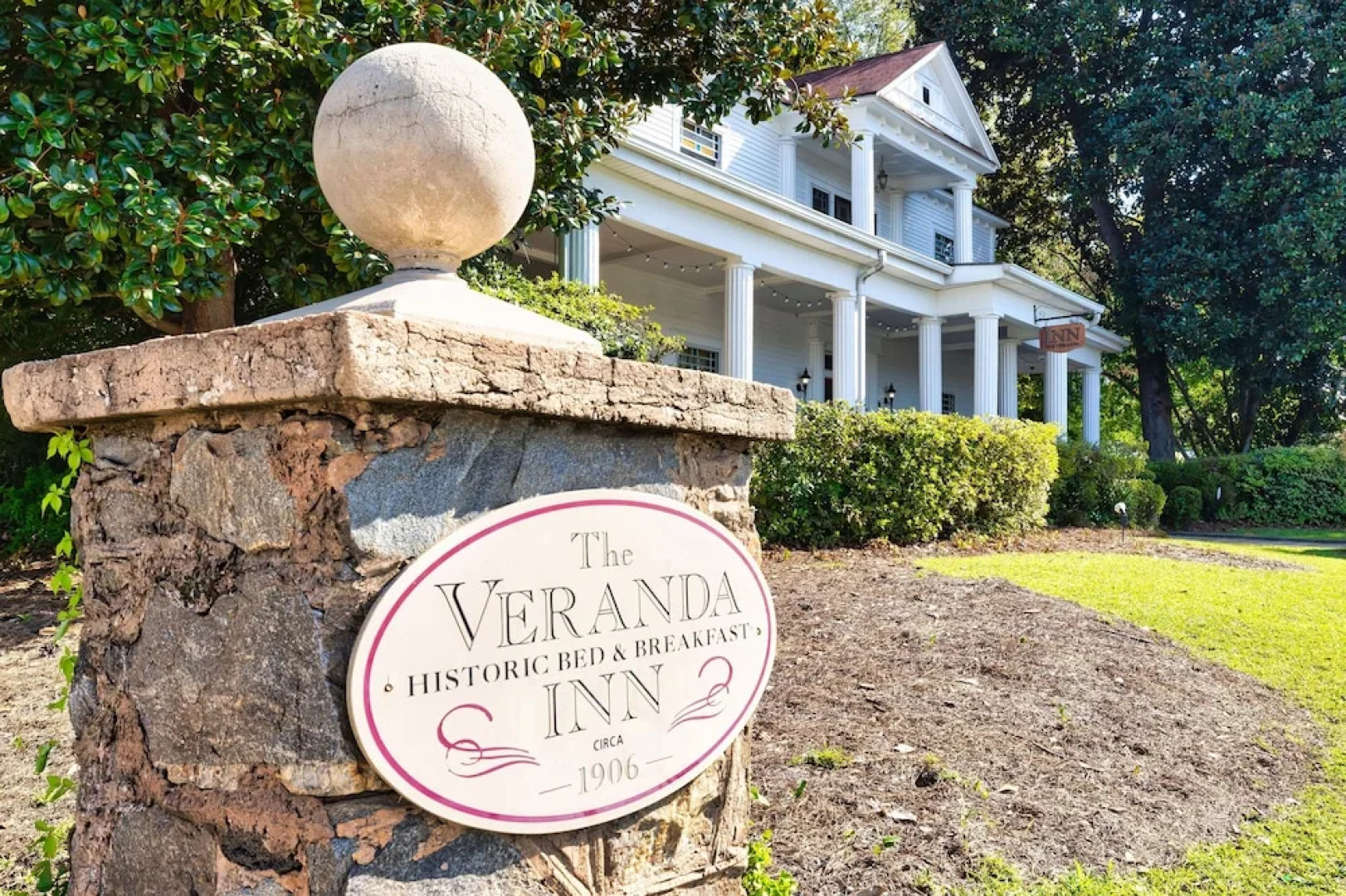 The Veranda Historic Inn