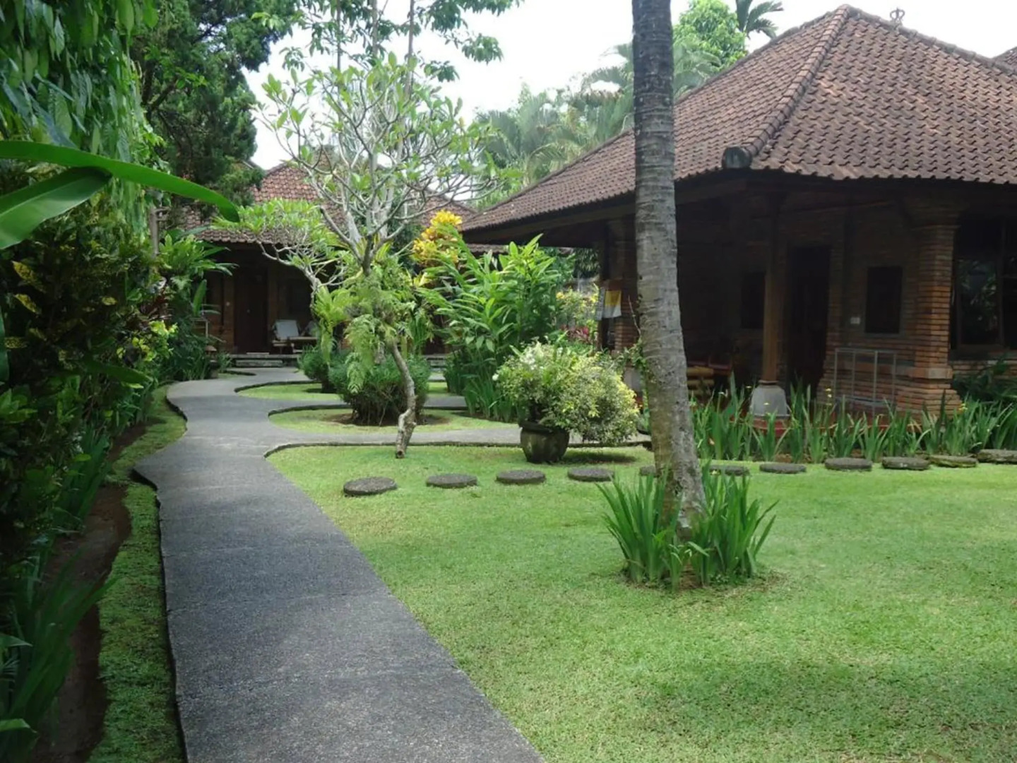 Sri Aksata Ubud Resort