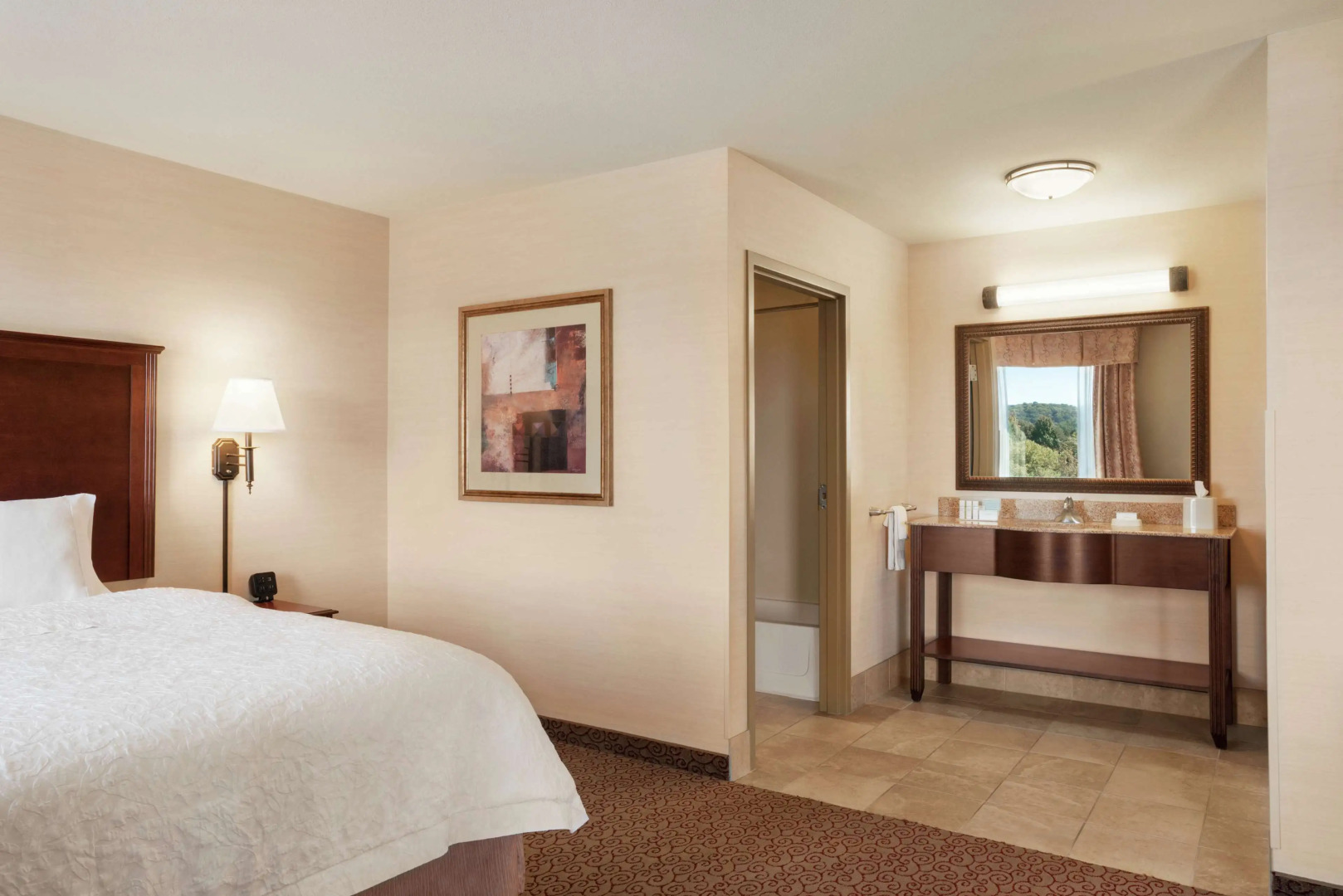 Hampton Inn & Suites West Bend