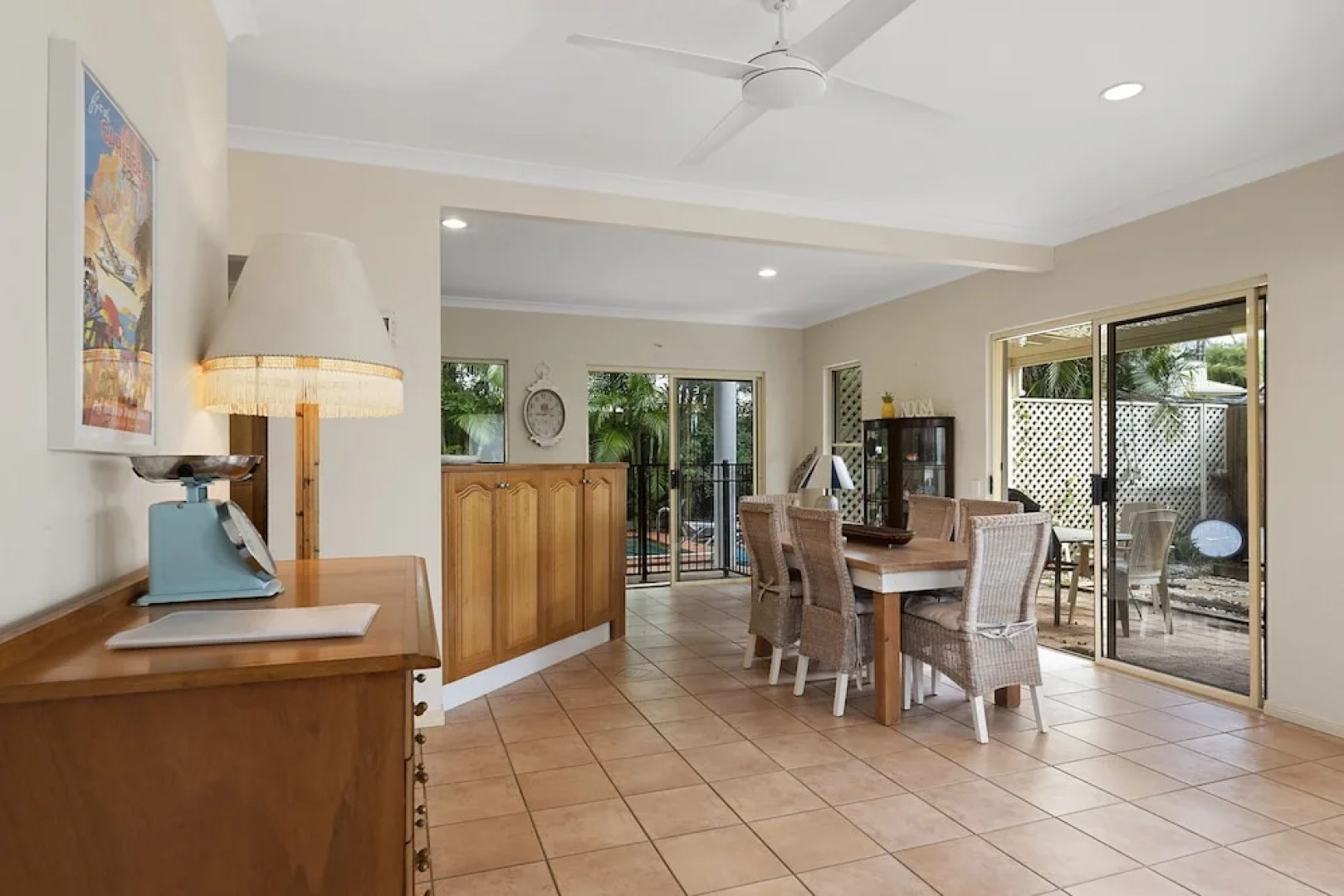 Fabulous Pet Friendly Family Home - 3 Carribean Court