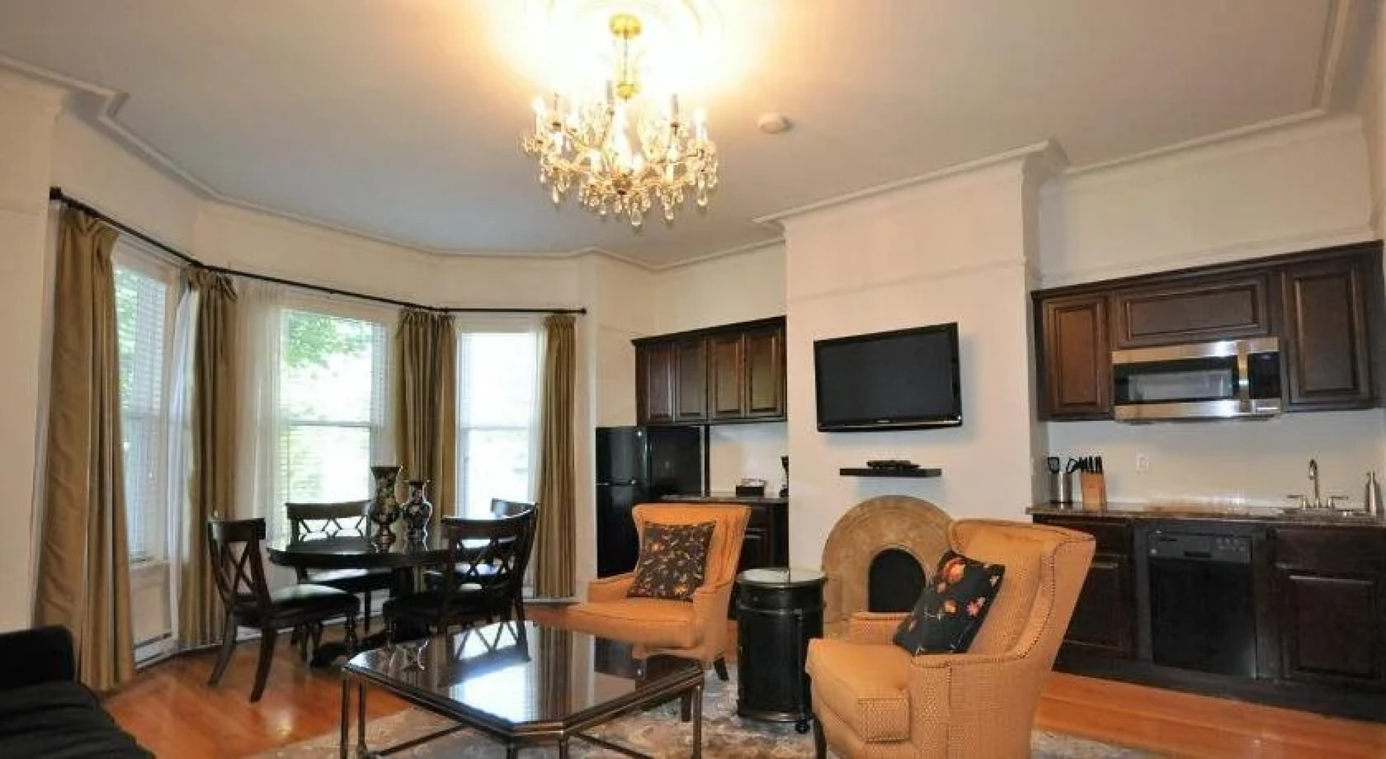 Bannerman Park Suites