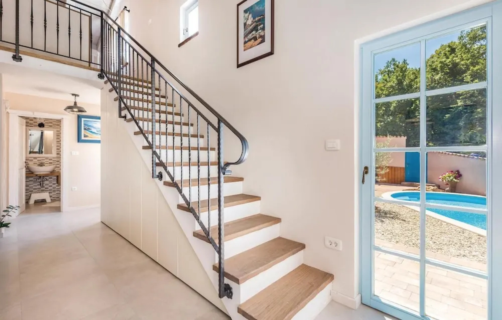 Stunning Home in Jurdani With Wifi and 2 Bedrooms