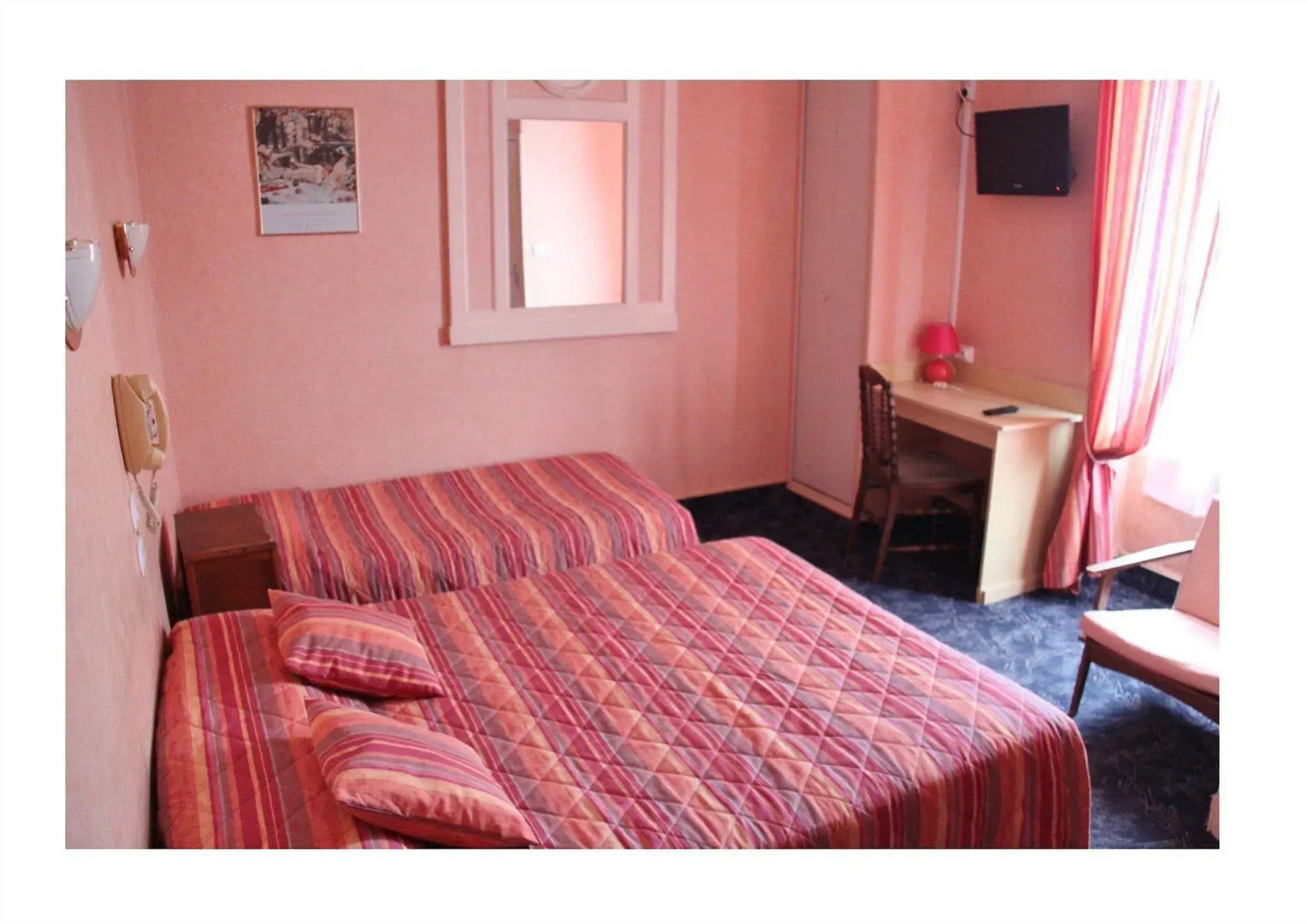 Hotel De France Et De Guise