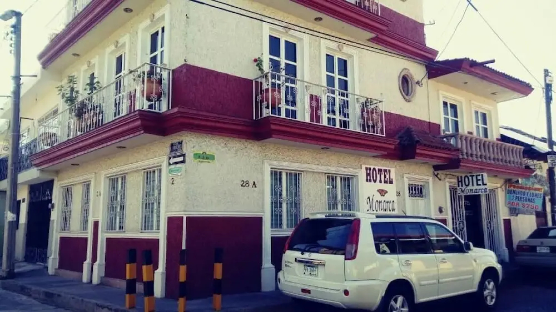 Hotel Monarca