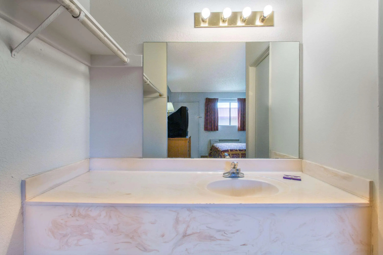 Knights Inn Fairground