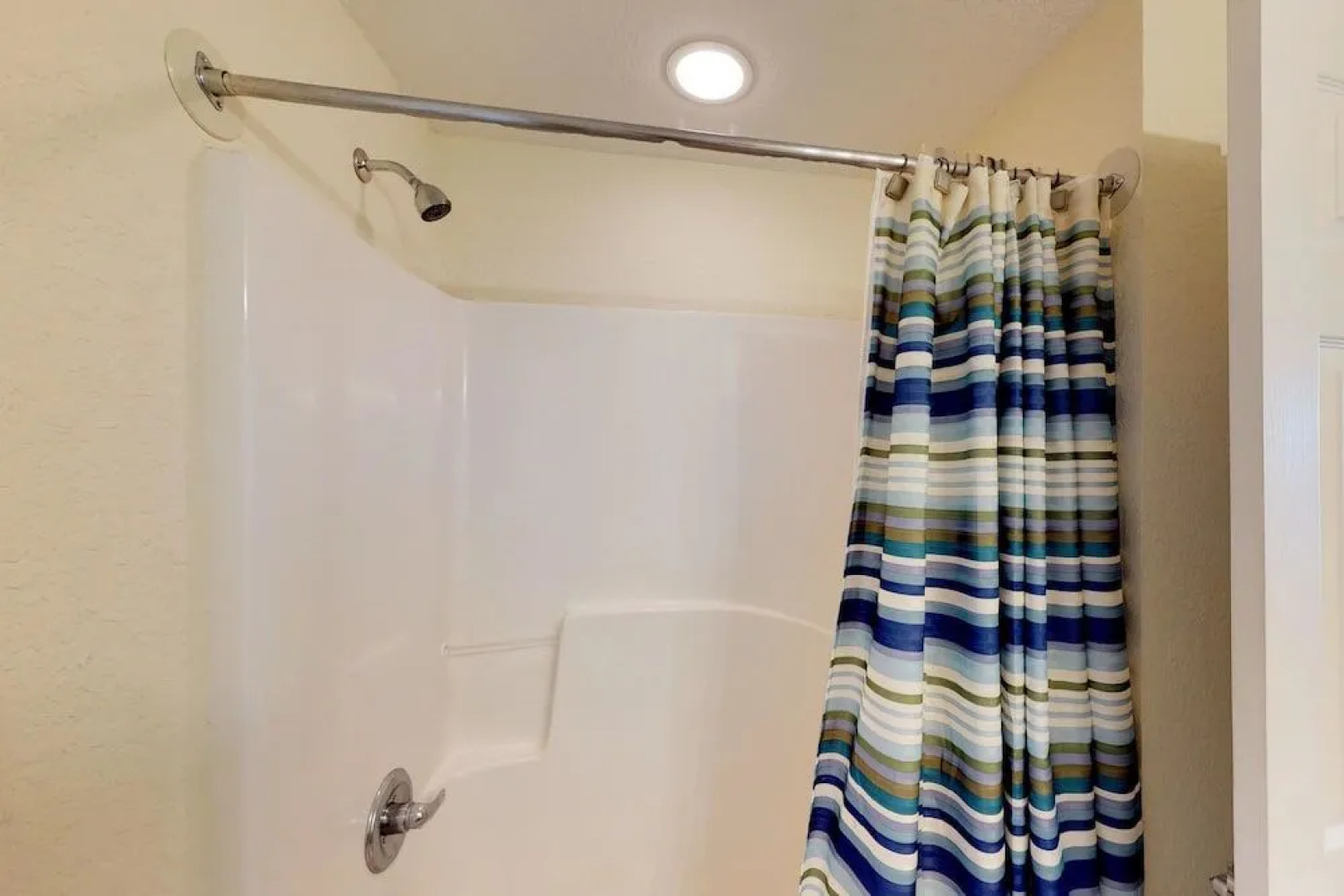 Crystal Shores West By Youngs Sun Coast