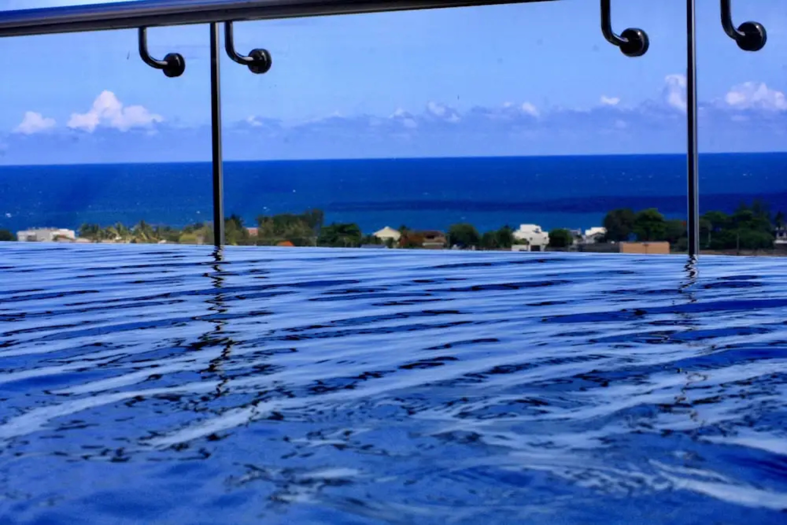 Carlos Bay Luxury Penthouse by Dream Escapes