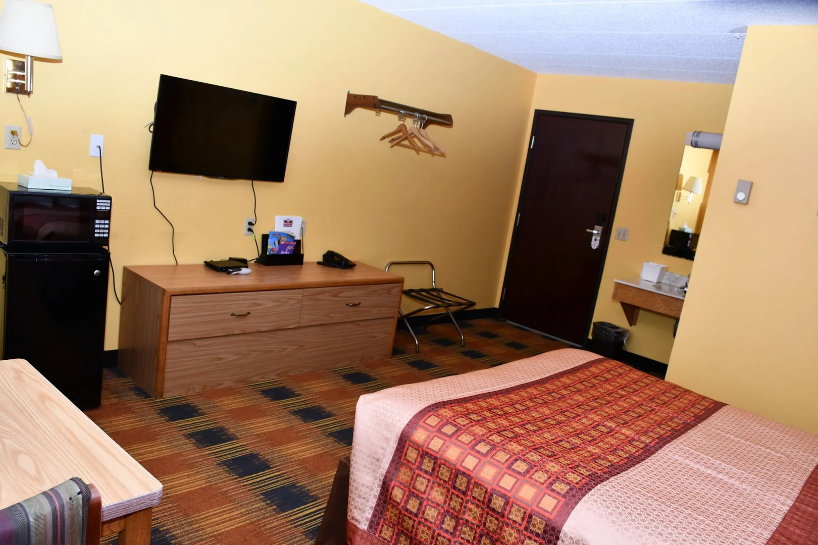 Regency Inn & Suites