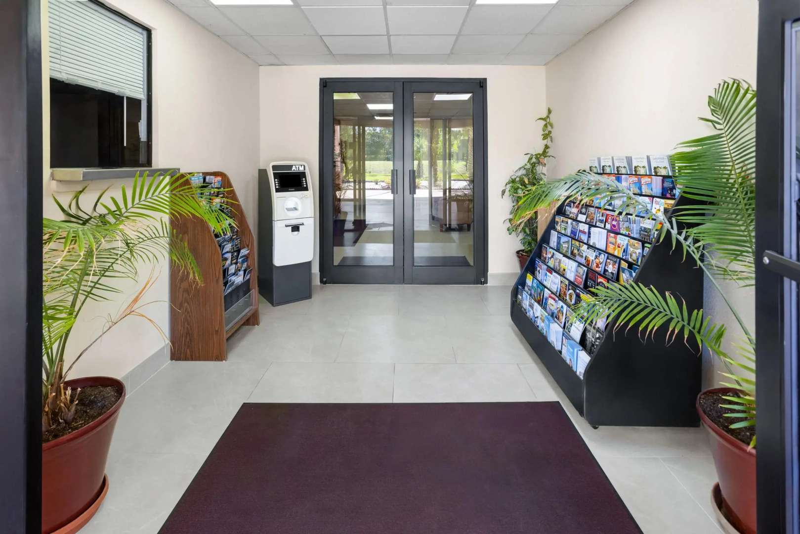 Howard Johnson by Wyndham Savannah GA