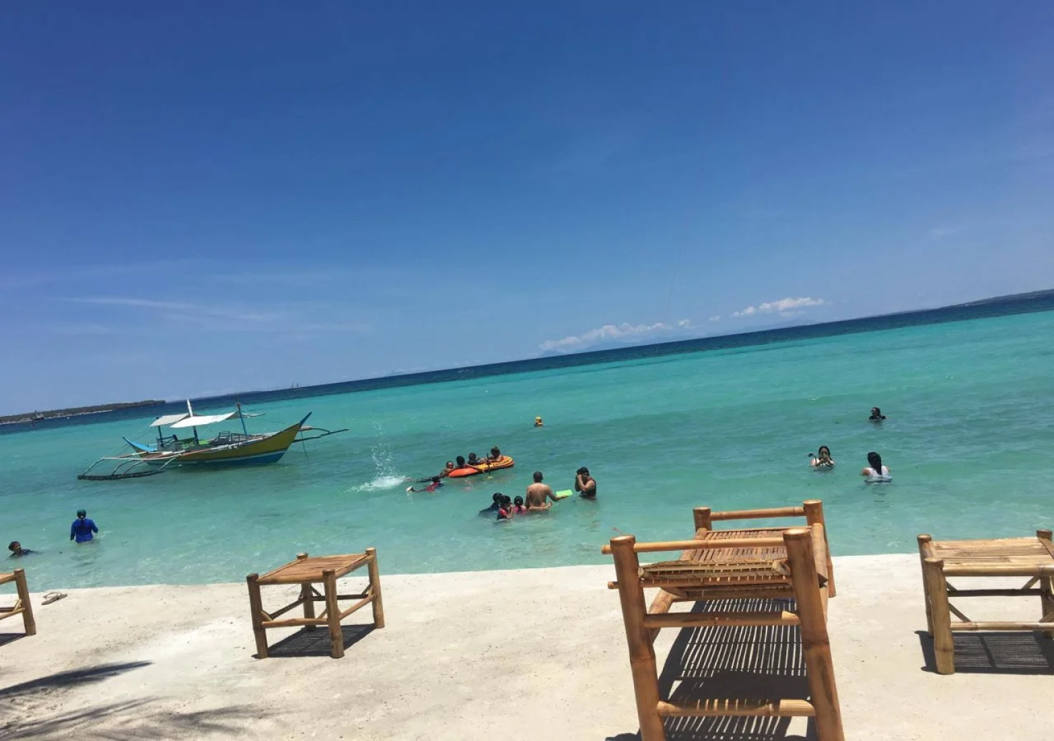 Ritzy's White Beach Resort & Restaurant