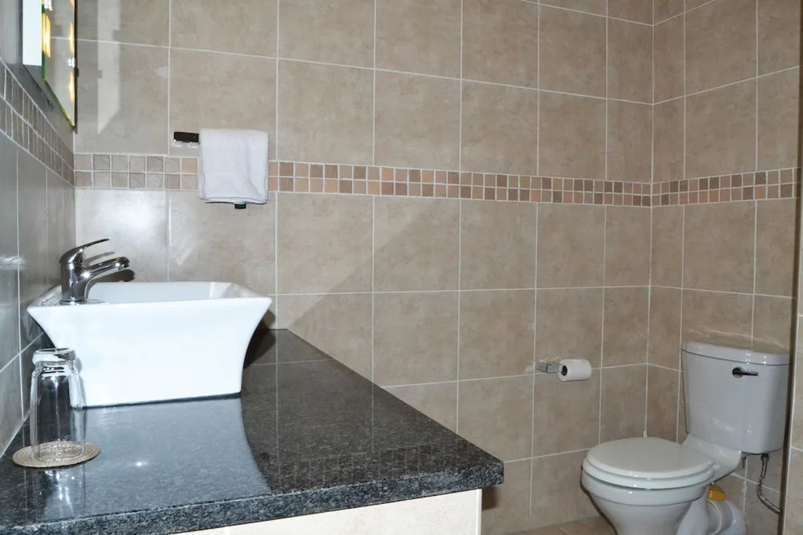 Thakadu Hotel, Casino & Conference Centre