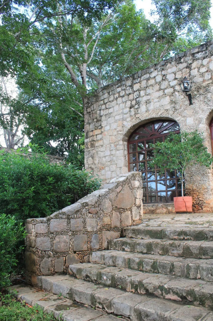 Hacienda Blanca Flor