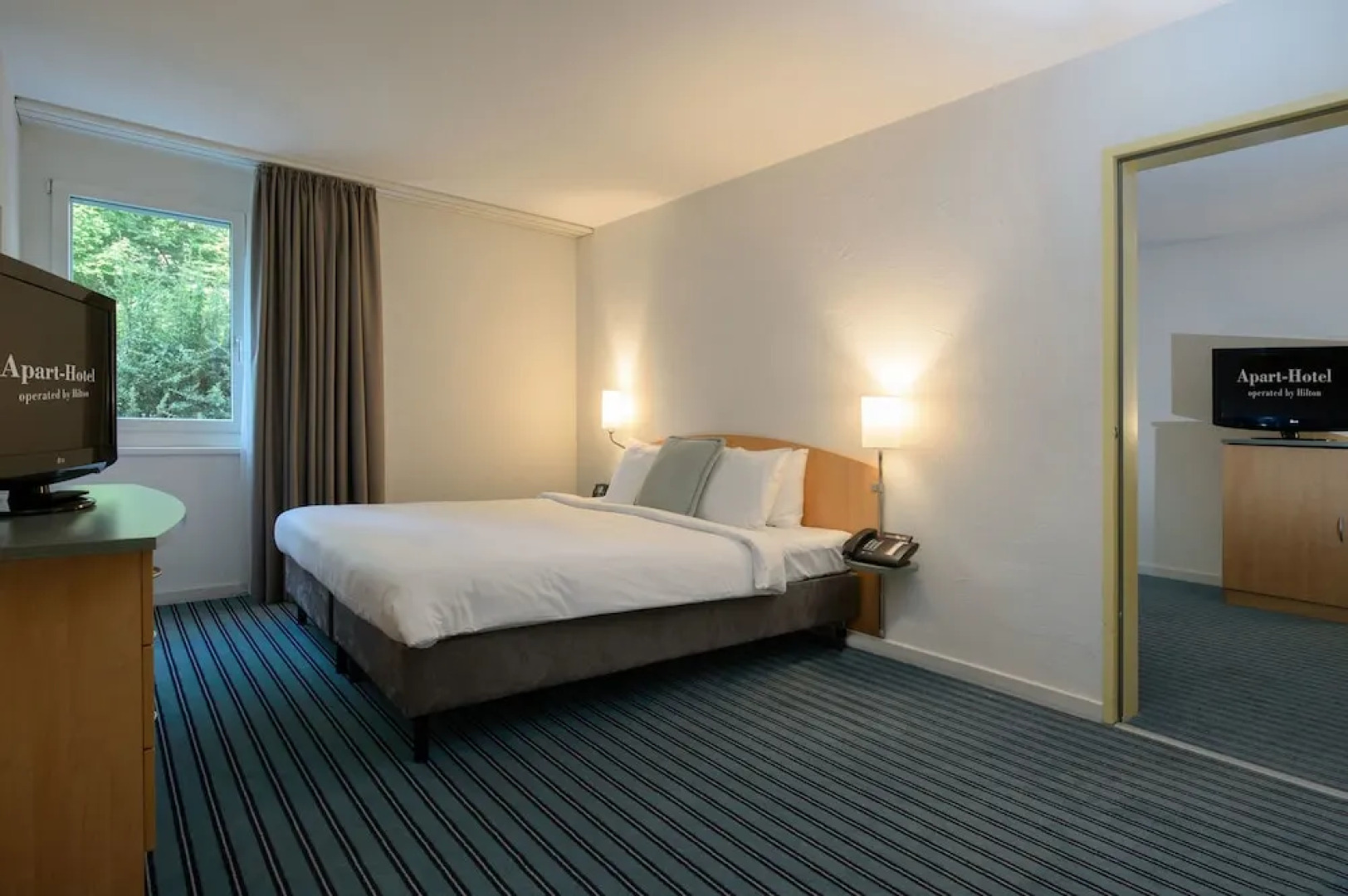 Apart-Hotel Zurich Airport