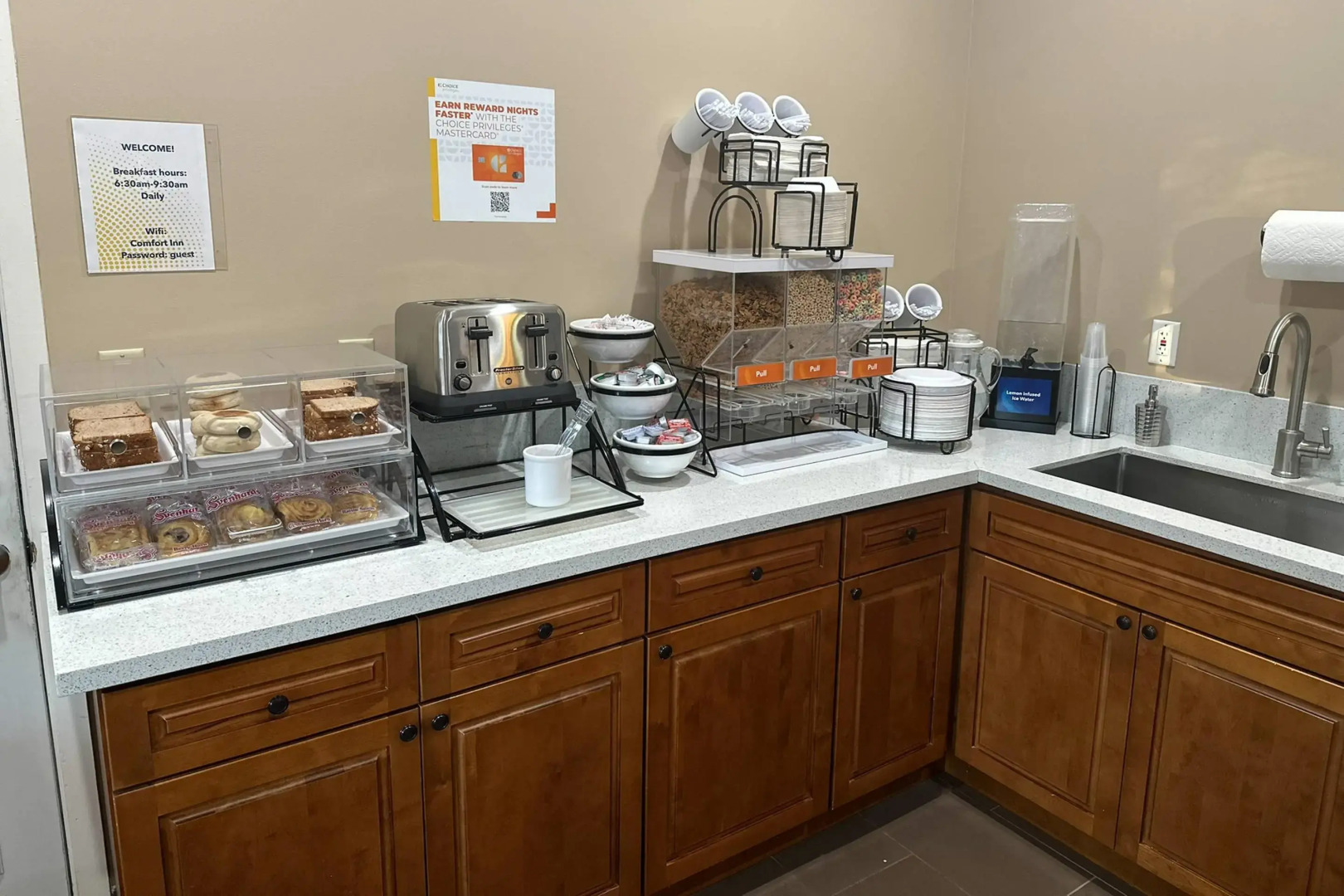 Comfort Inn Monterey Peninsula Airport