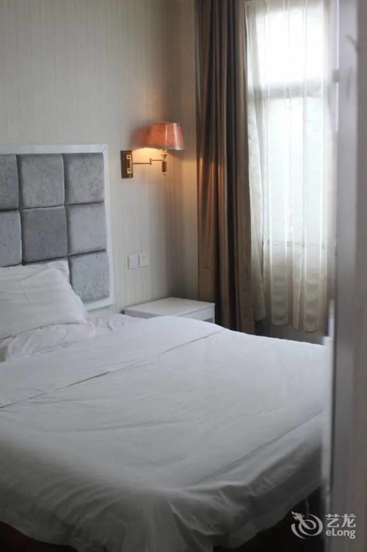 Xinxiang 988 Hotel (No. 2 Middle School and Second Hospital Branch)