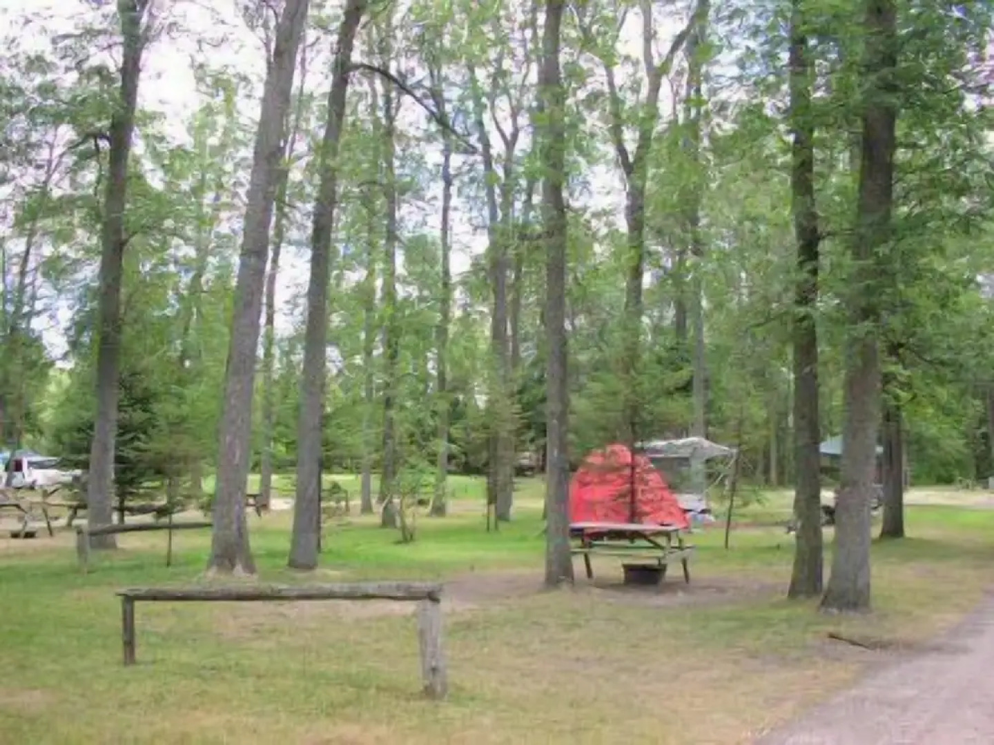 Jell-E-Bean Campground and Trailers