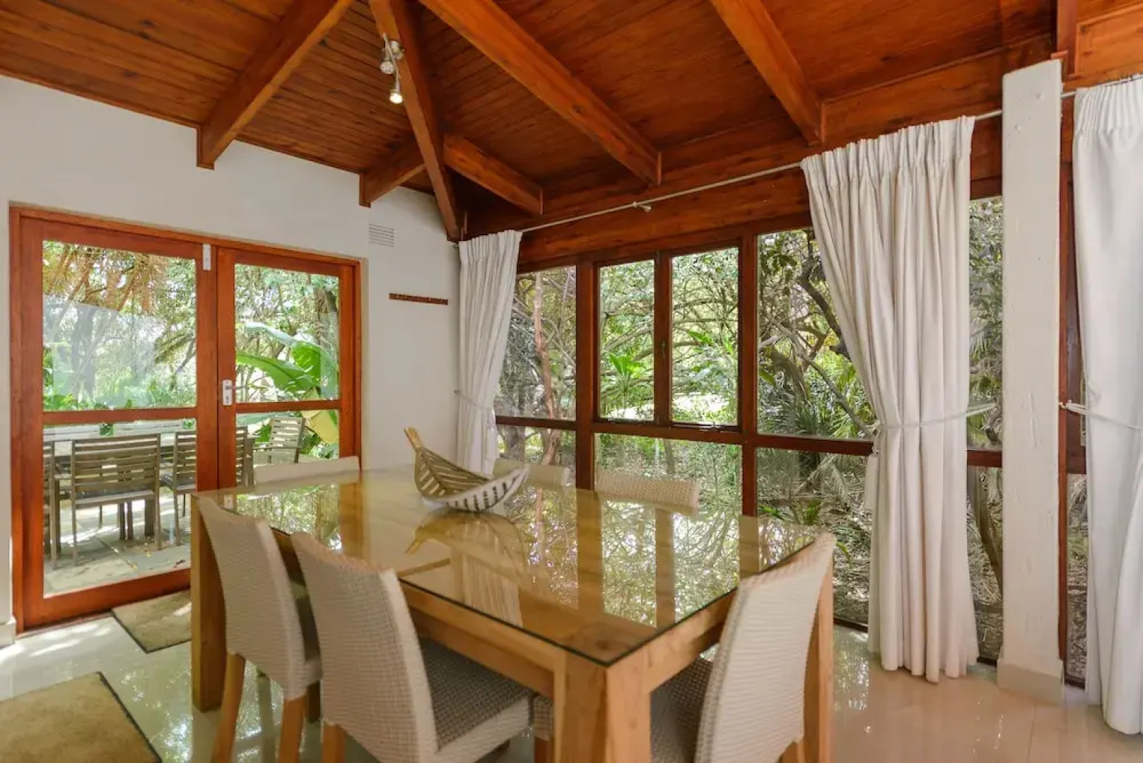 San Lameer Villa Rentals 12101