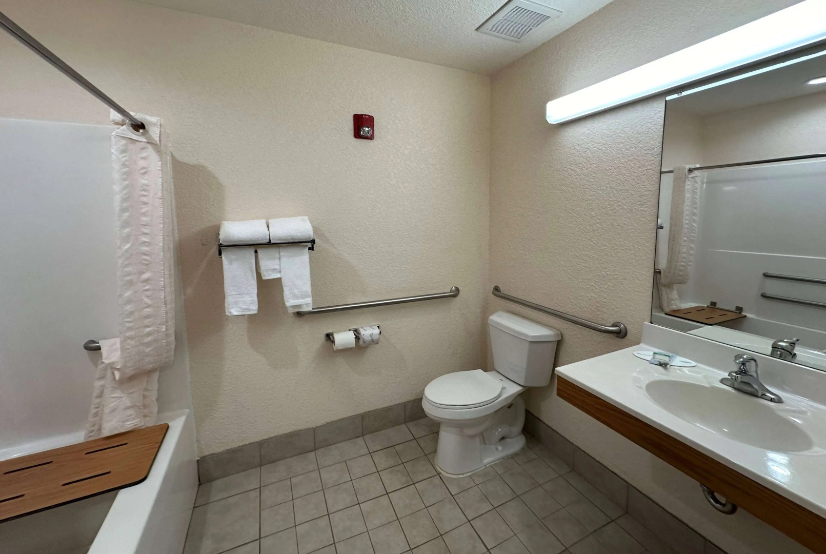 Microtel Inn & Suites by Wyndham Tomah