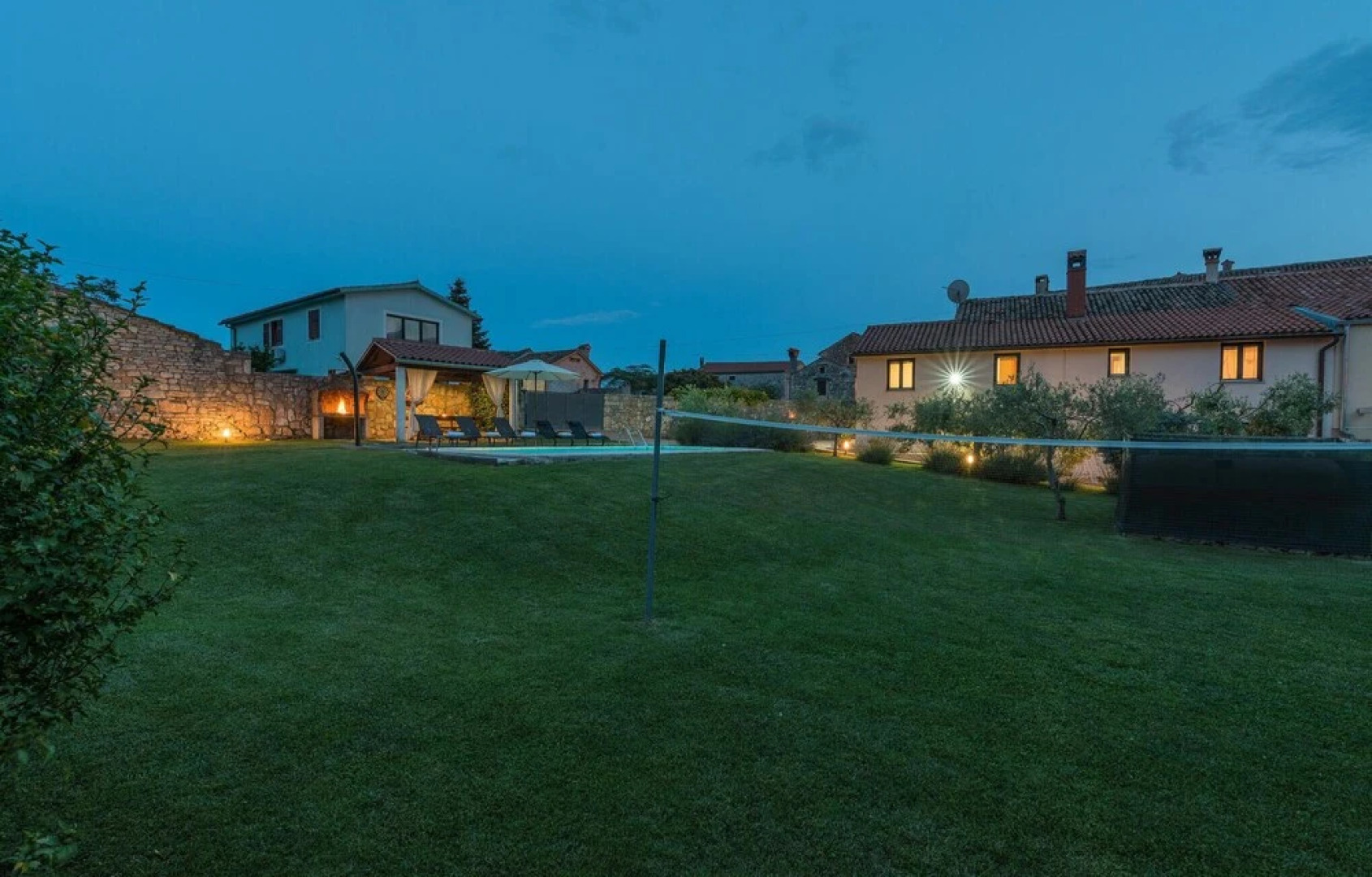 Stunning Home in Barban With Wifi and 2 Bedrooms