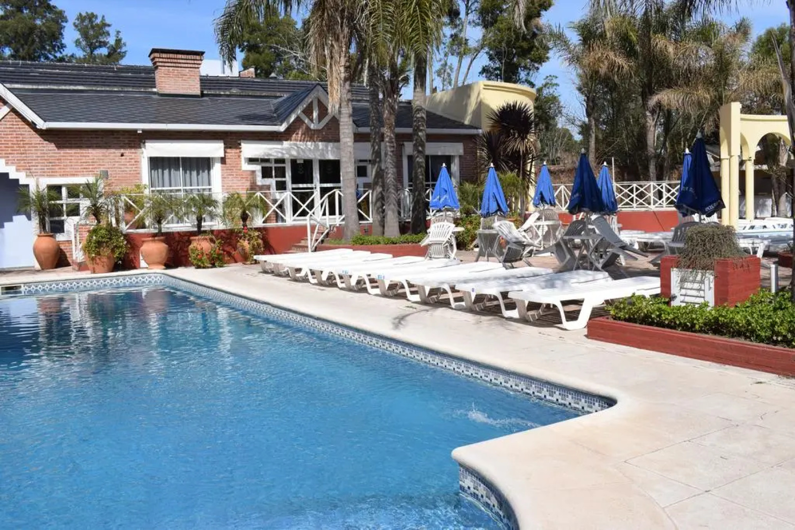 Posada Suiza by Prima Collection