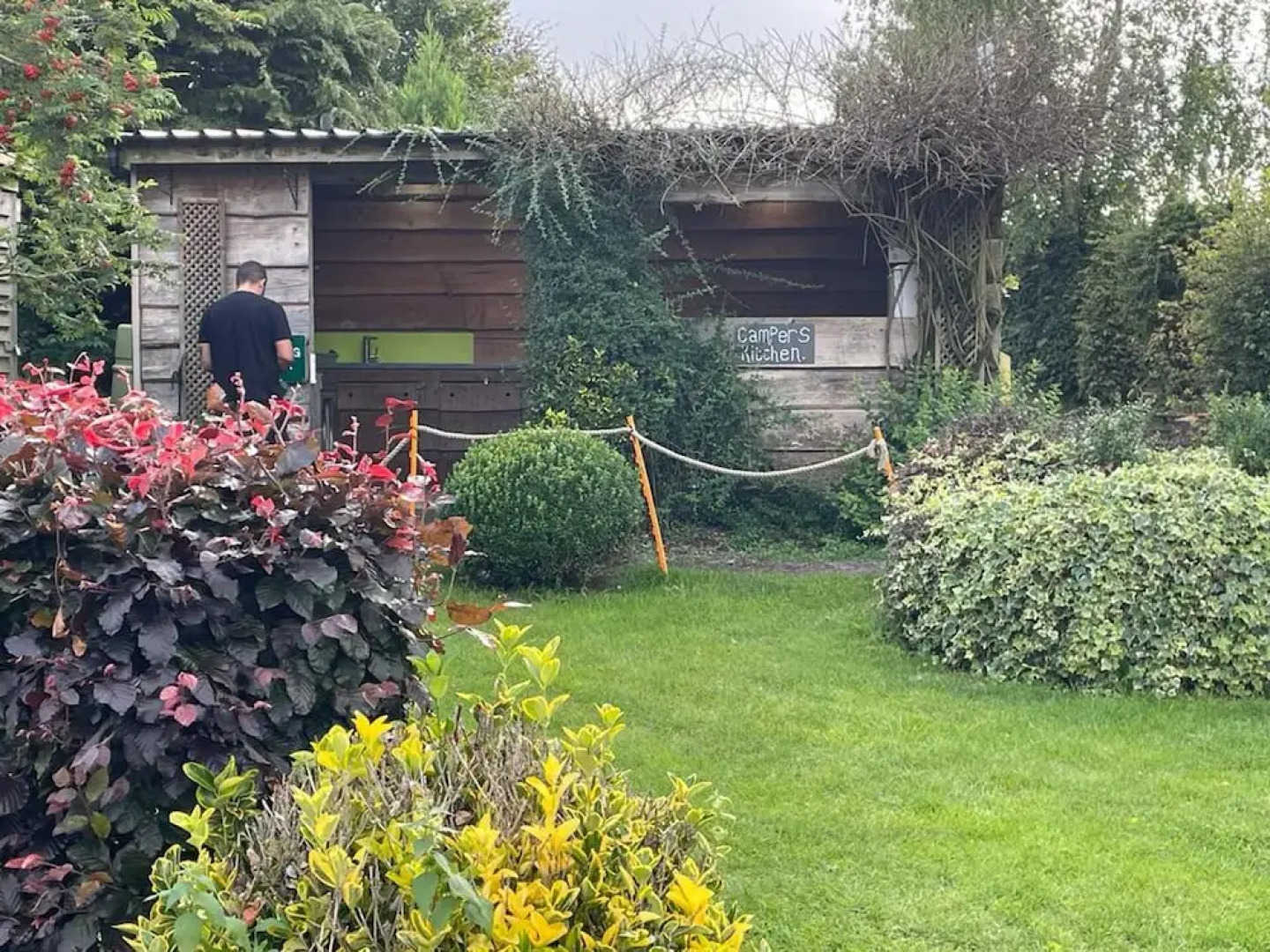 Beautiful Twin Glamping Pod in Salisbury