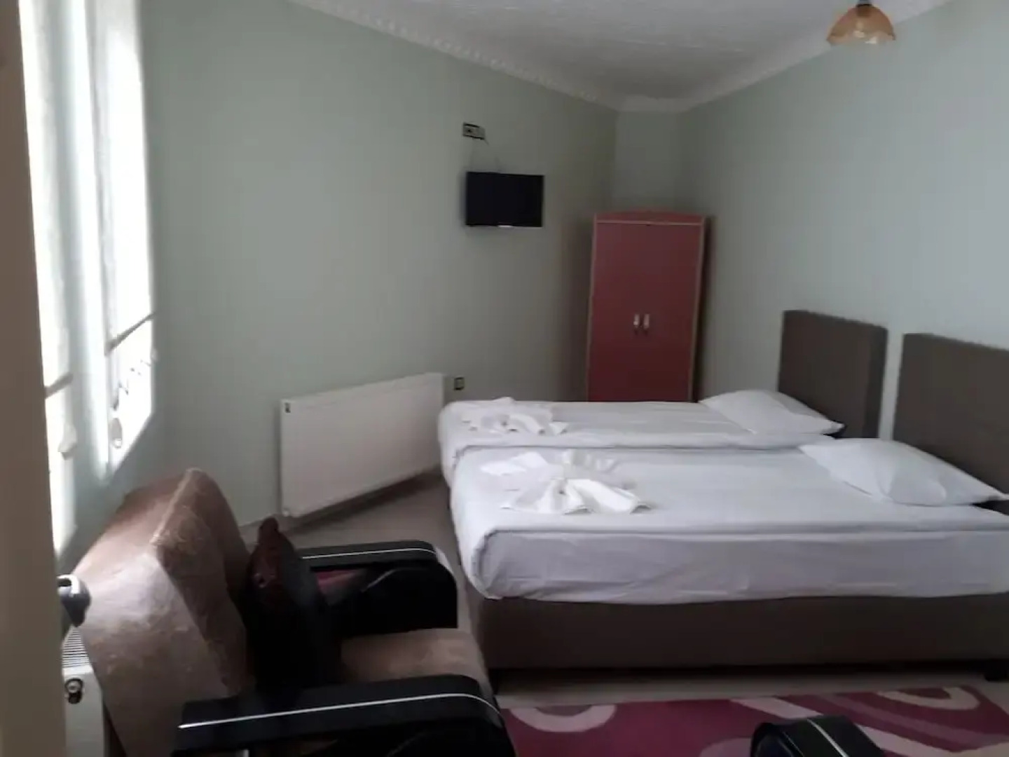 Di̇ri̇li̇ş Banarya Pansi̇yon