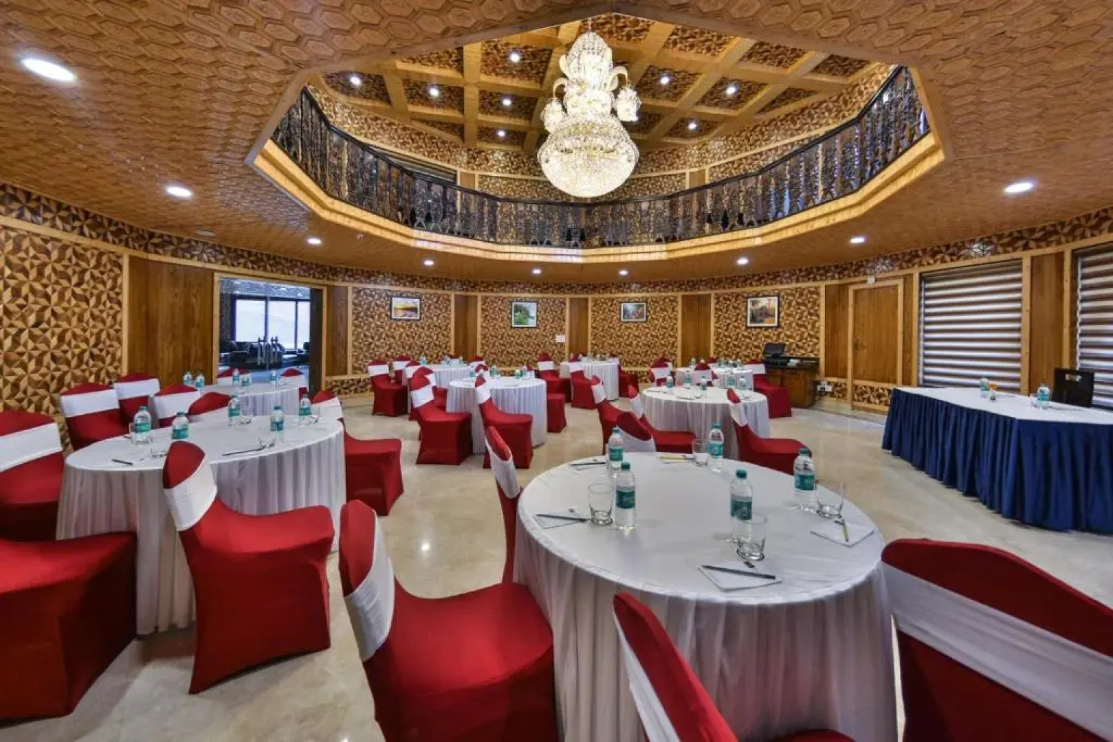 Hotel Royal Hillton, Pahalgam