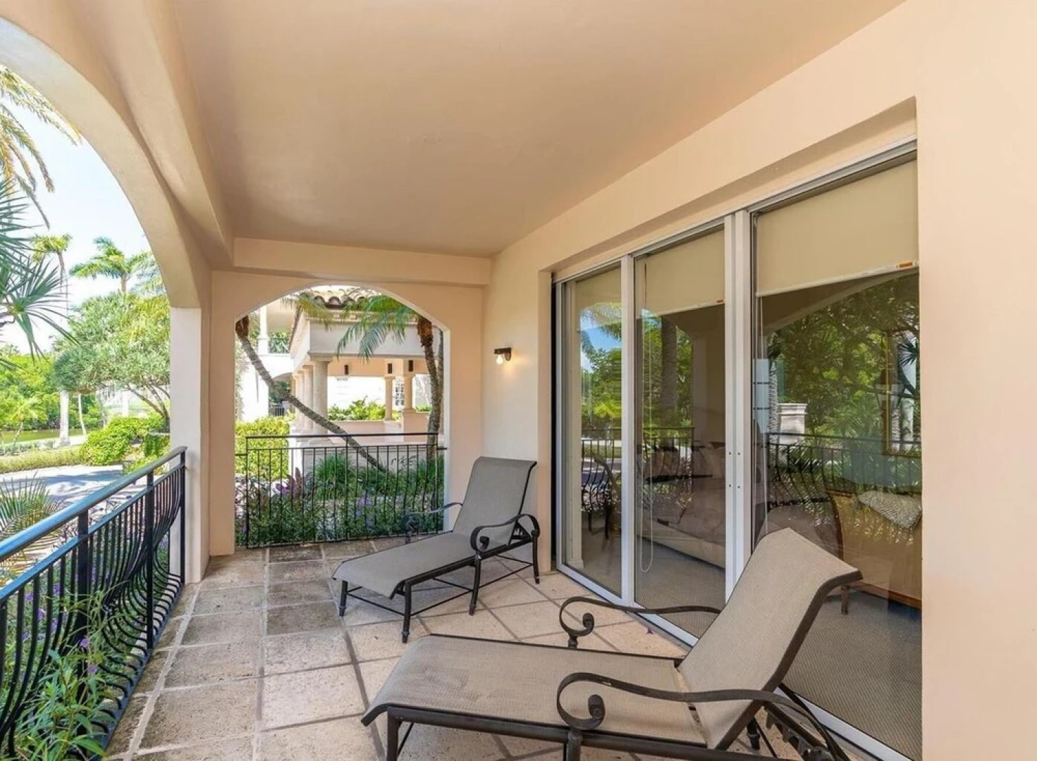 Stunning Miami Beach 2 Bedroom Fisher Island Apartment 4 Guests