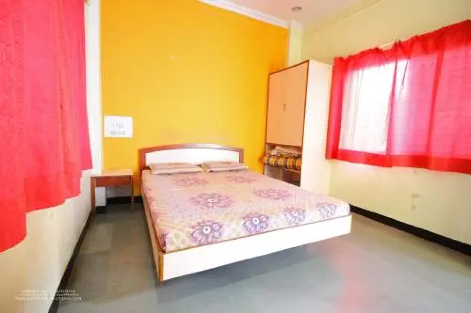Hotel Anand Lodge