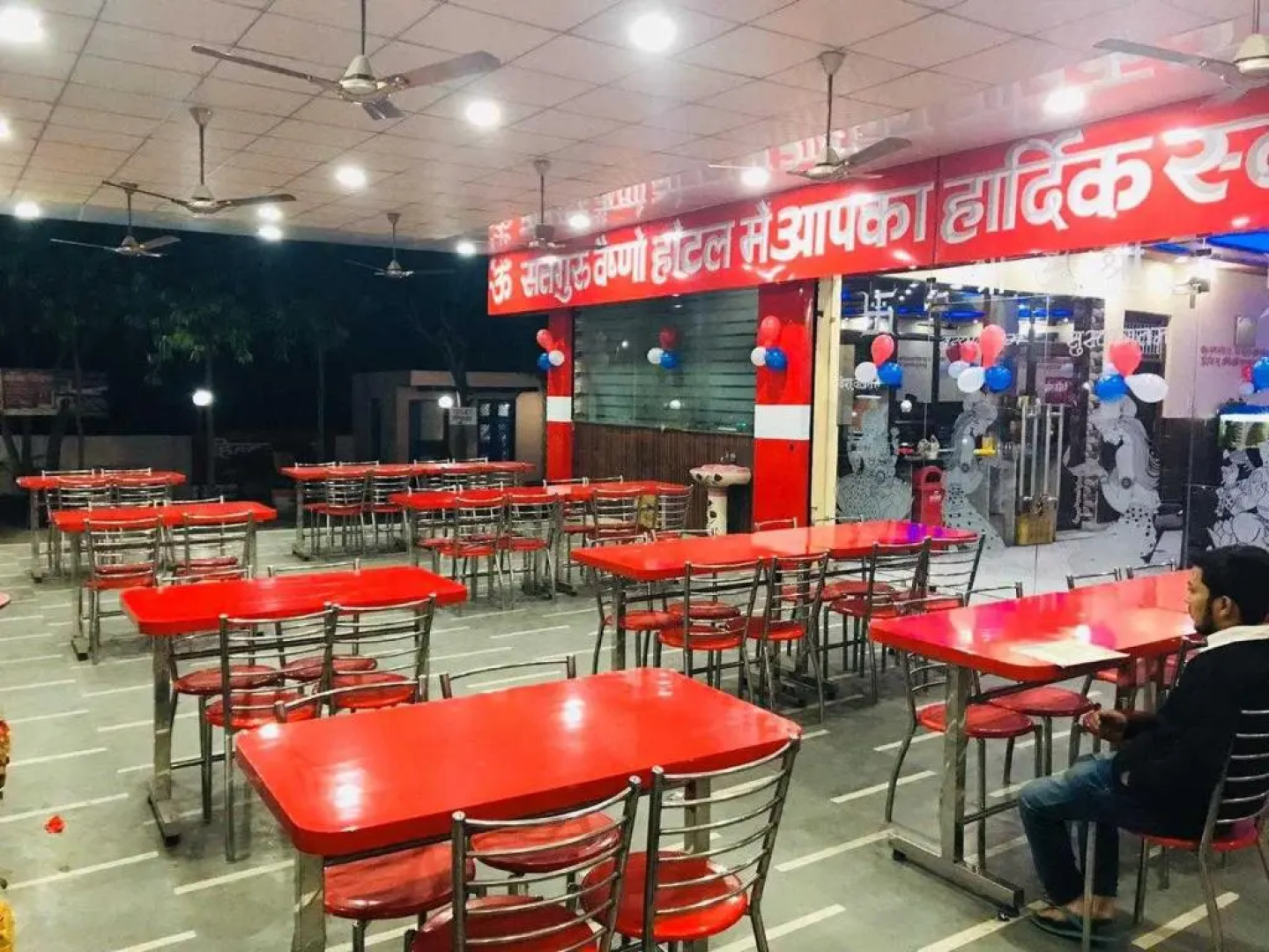 POP 89965 Om Satguru Vaishno Hotel