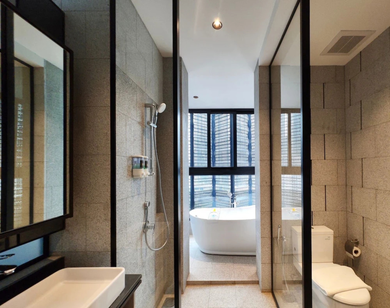 Scarletz Suites KLCC by Mykey