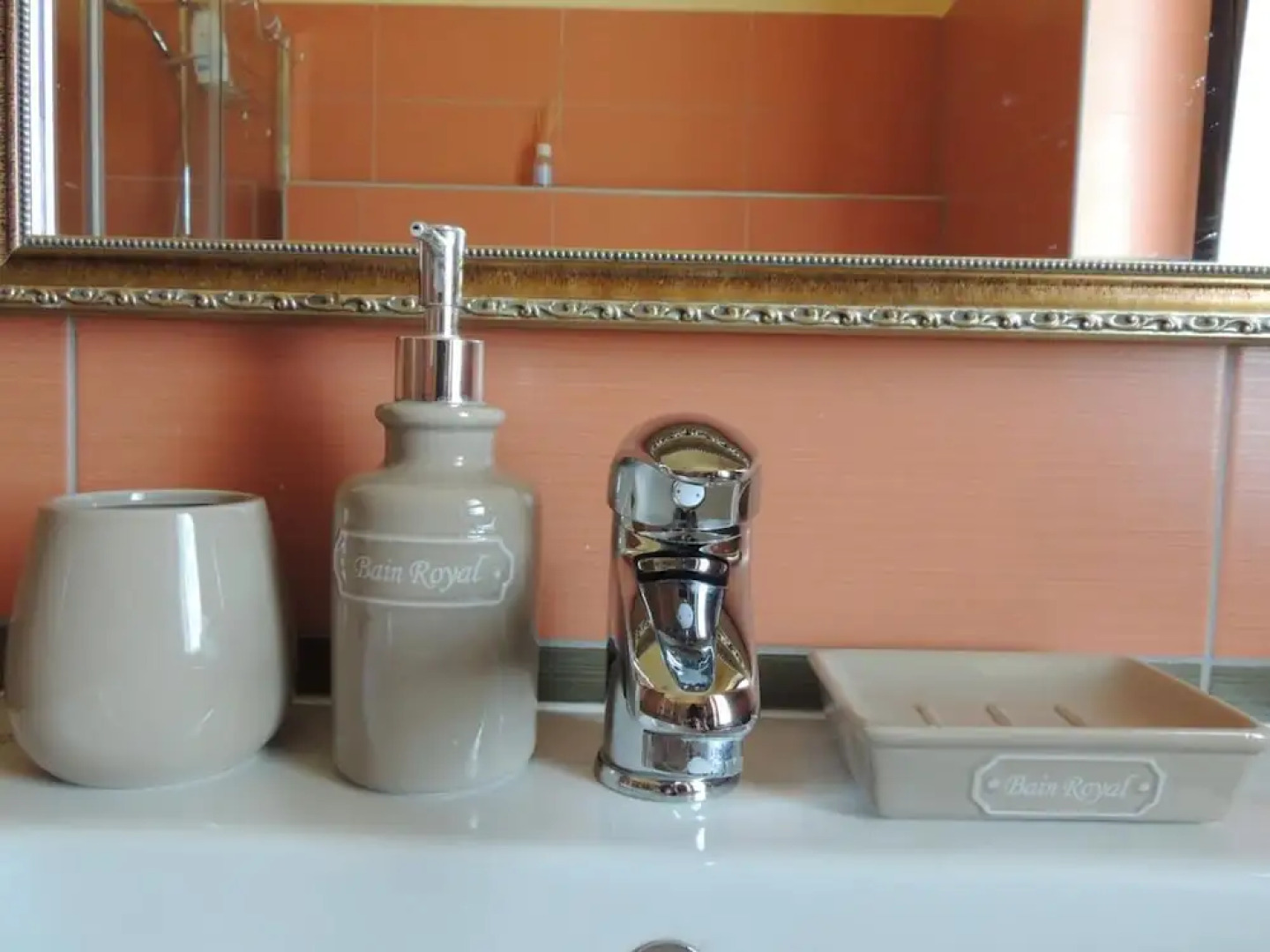 B&B A Due Passi Dal Mare