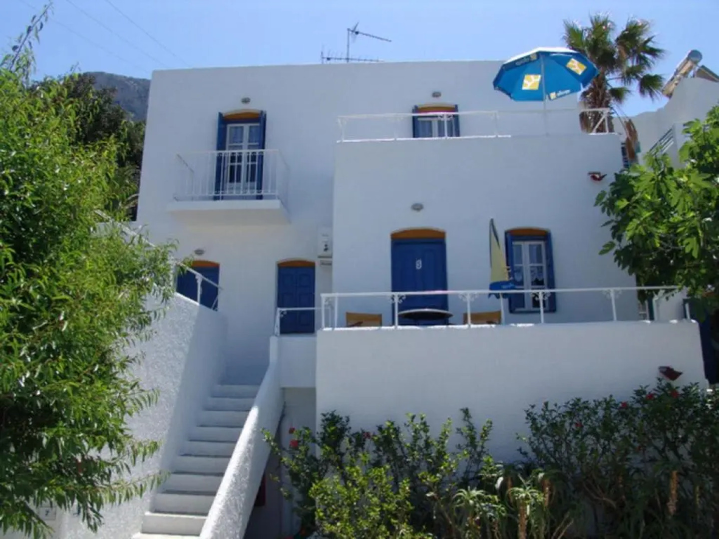 Hotel Aegean Home Studios & Apartments