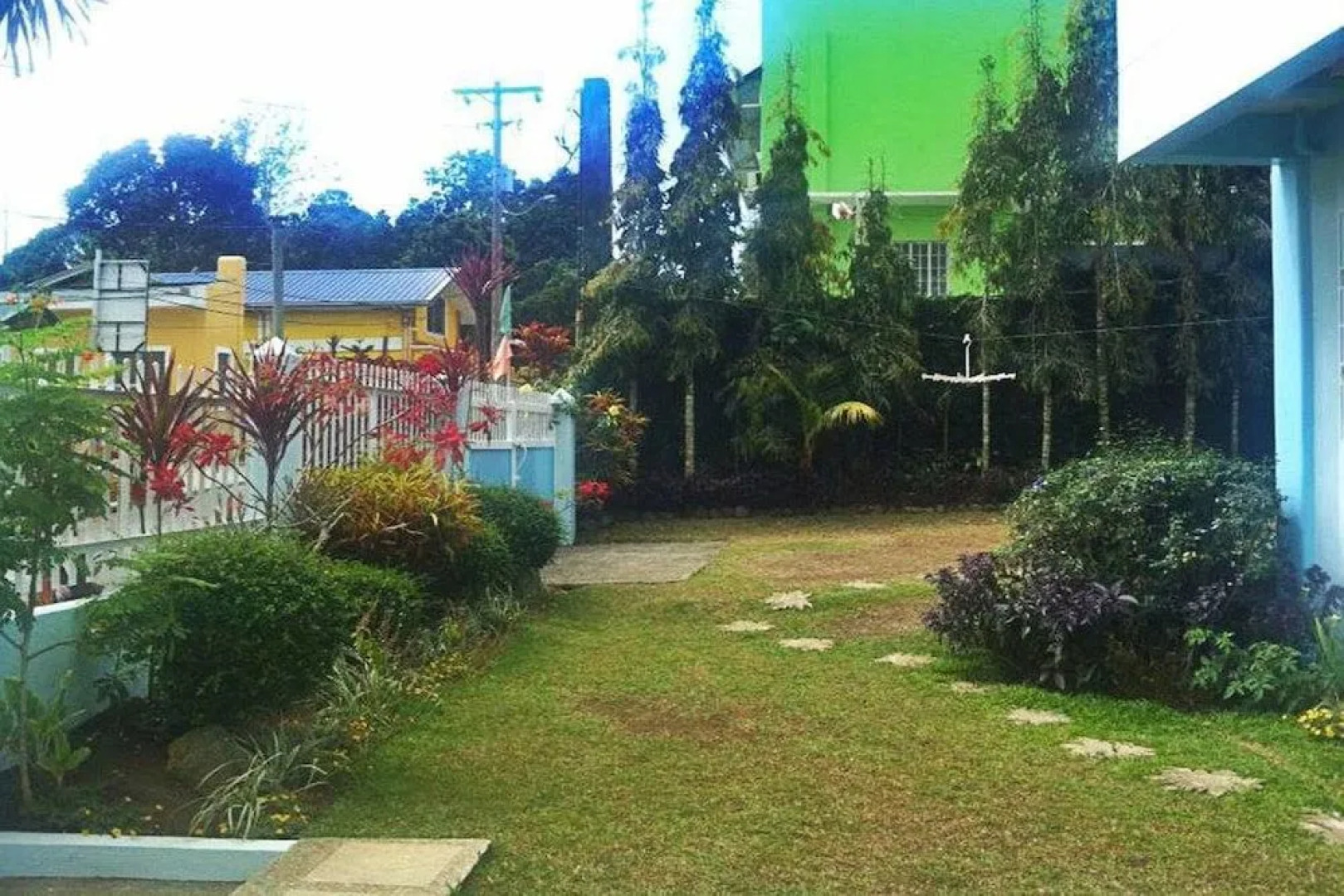 Our Melting Pot Tagaytay Hostel