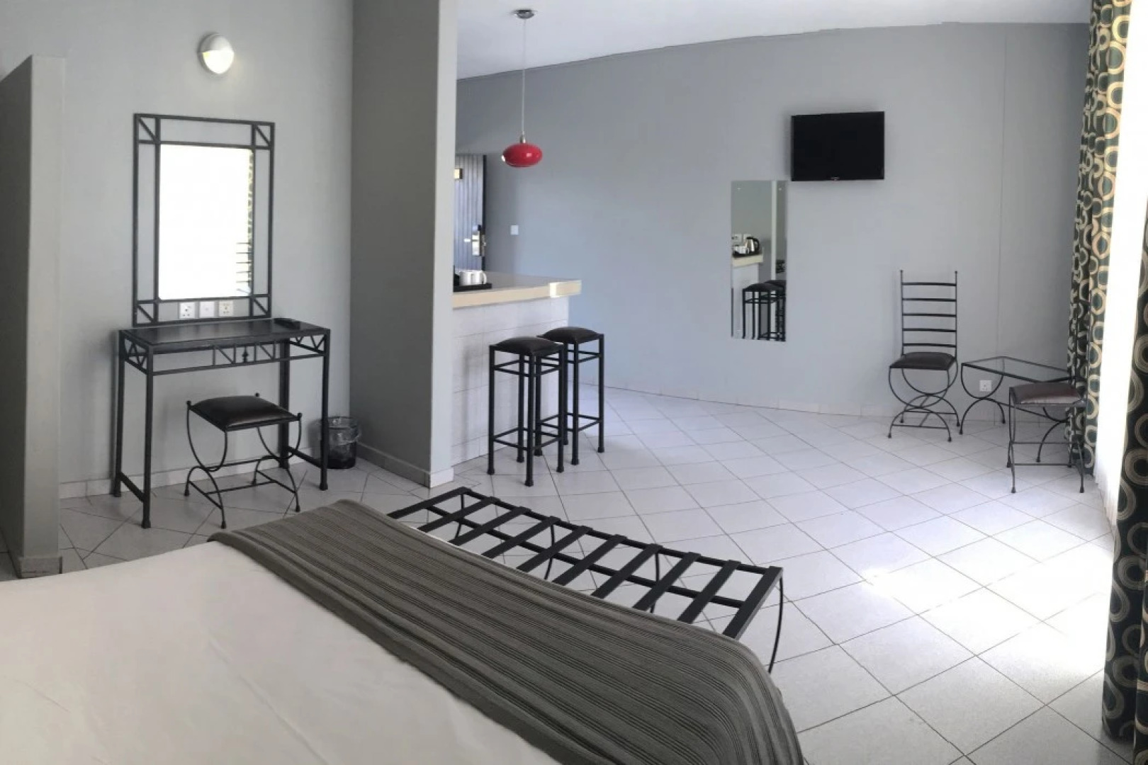 N1 Hotel Samora Machel Harare