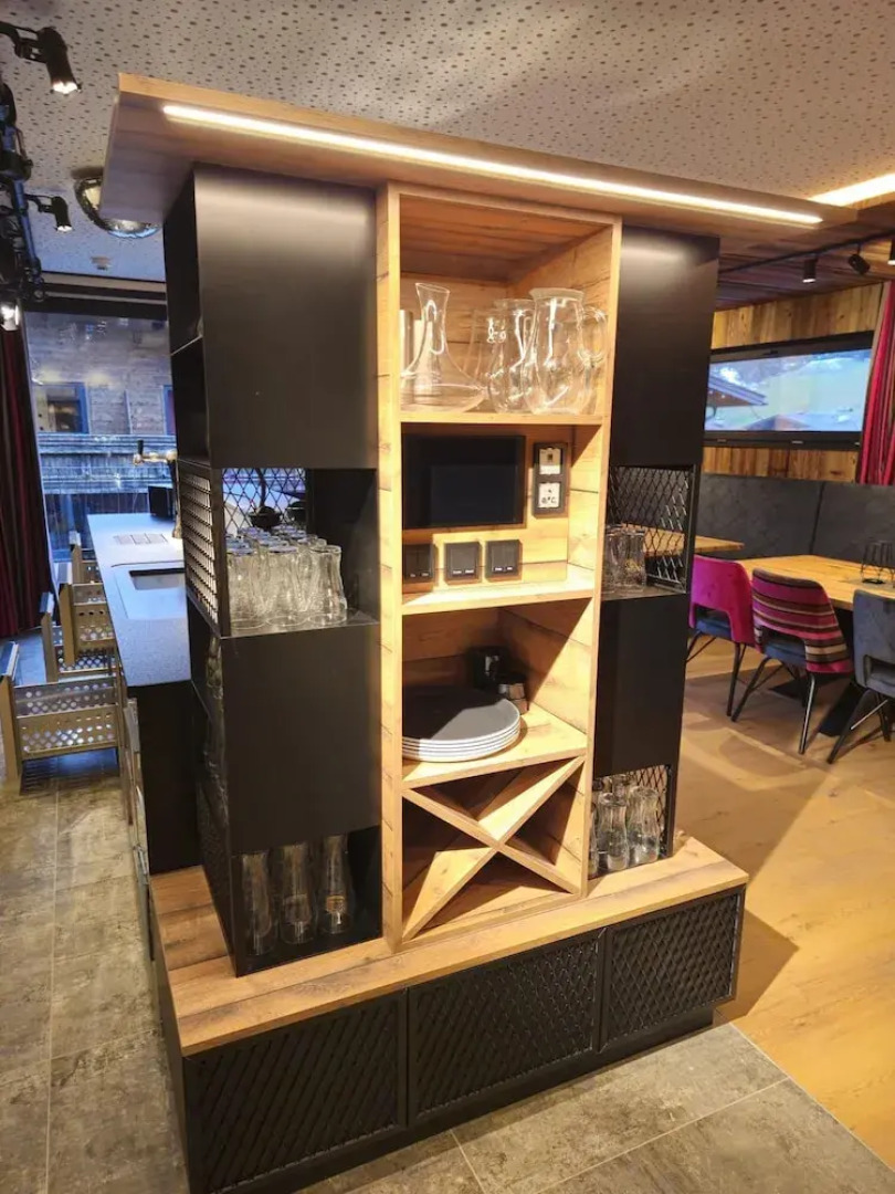 Chalet in Zillertal Near Ski Slopes & Whirlpool