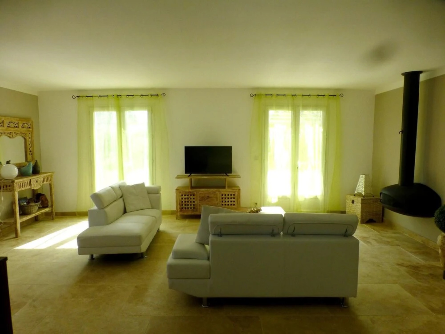 Villa With 3 Bedrooms in Lirac, With Private Pool, Enclosed Garden and