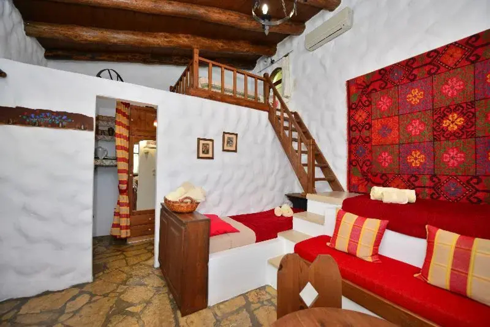 Viglatoras Traditionals Apartments